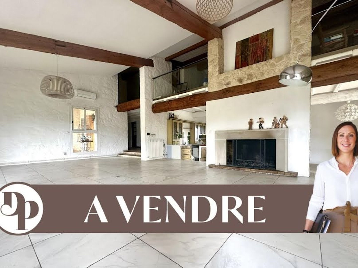 Maison 4 pièces 300 m²