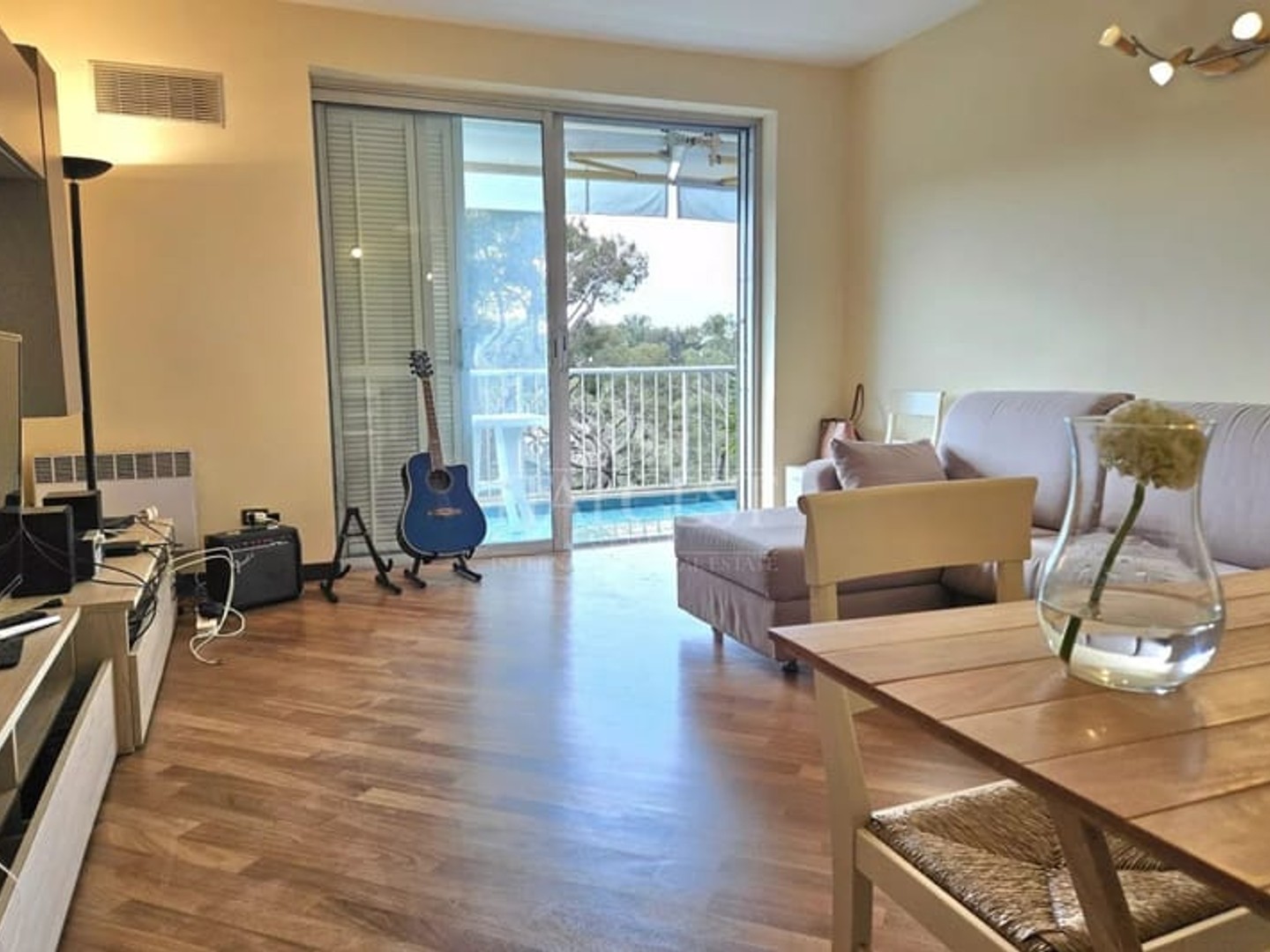 Appartement à vendre - 2 pièces - 60m2 - Roquebrune-Cap-Ma... (06190)