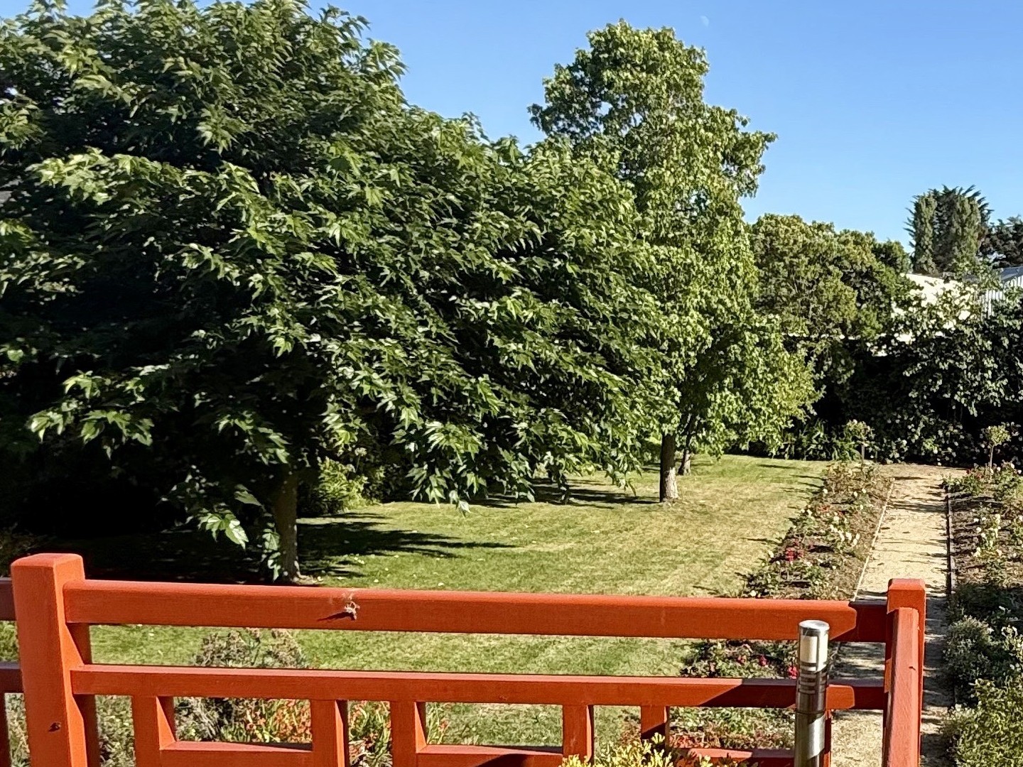 Maison 10 pièces 243 m²