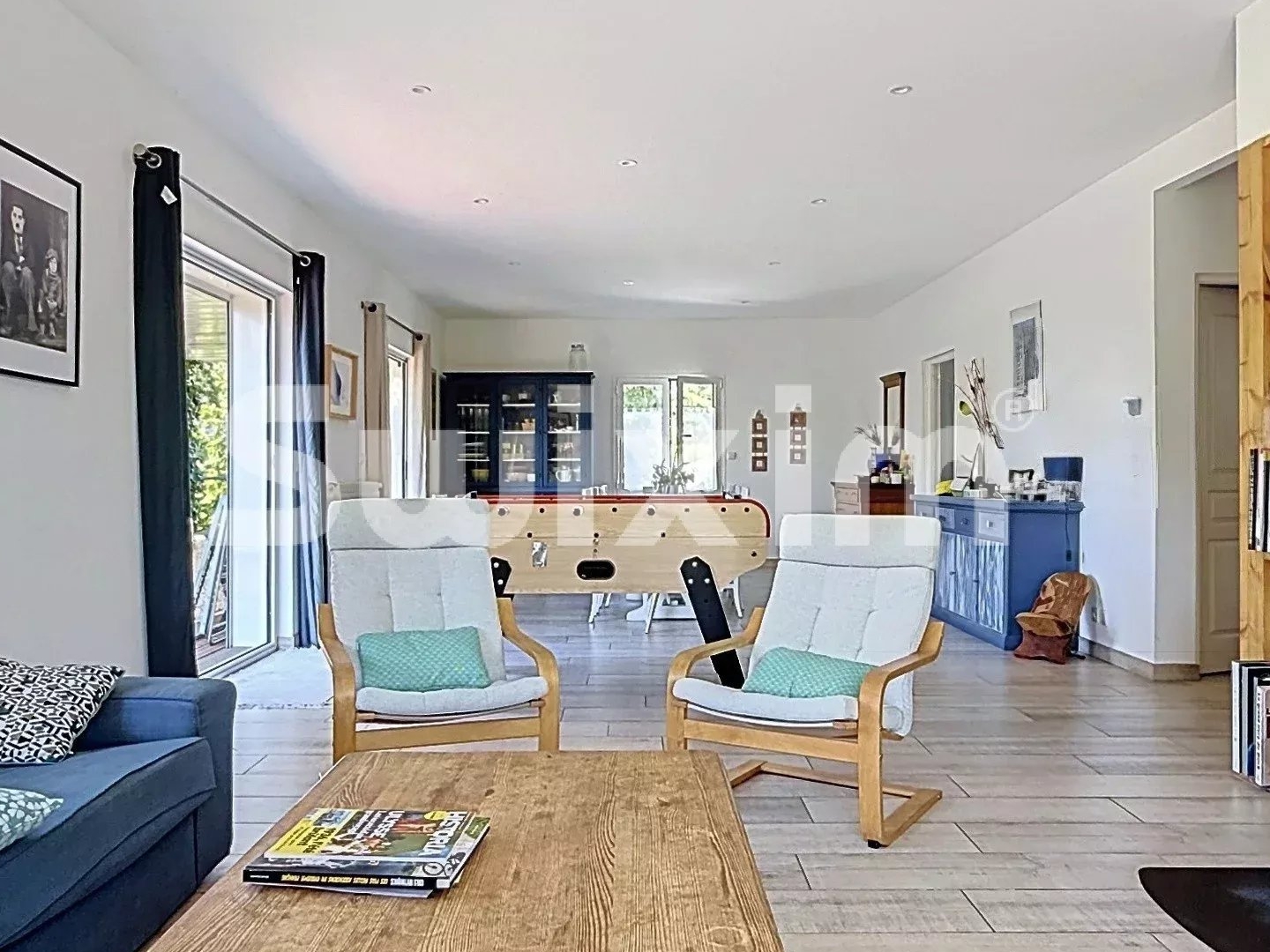 Maison à vendre - 8 pièces - 290m2 - Ségny (01170)
