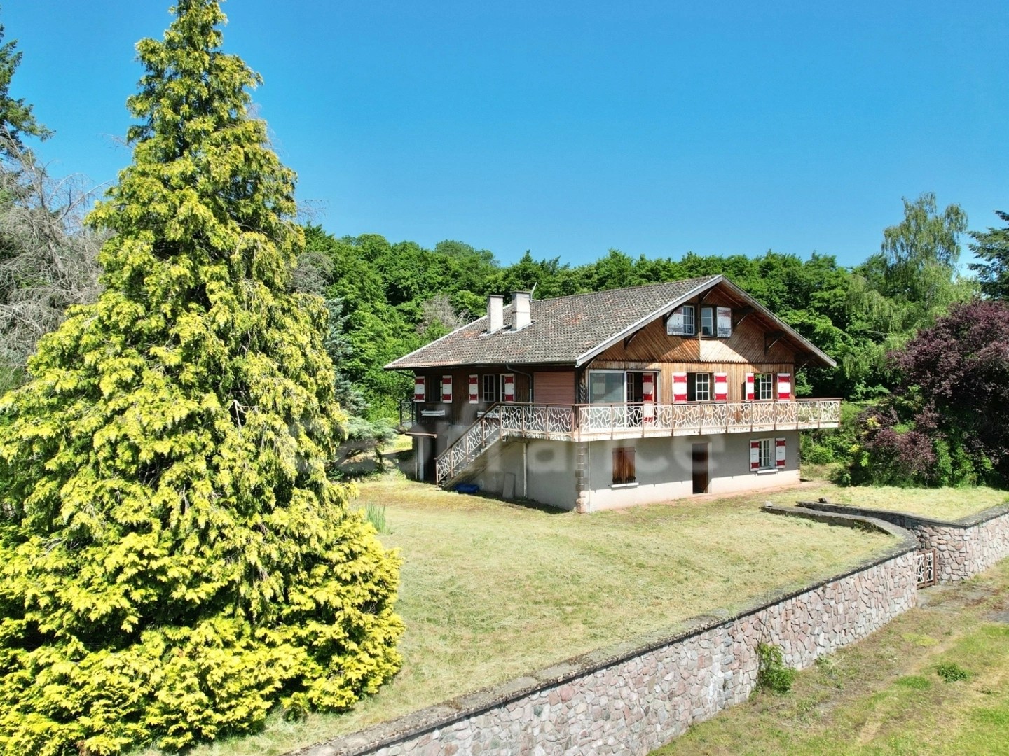 Maison à vendre - 6 pièces - 220m2 - Saint-Just-En-Che... (42430)
