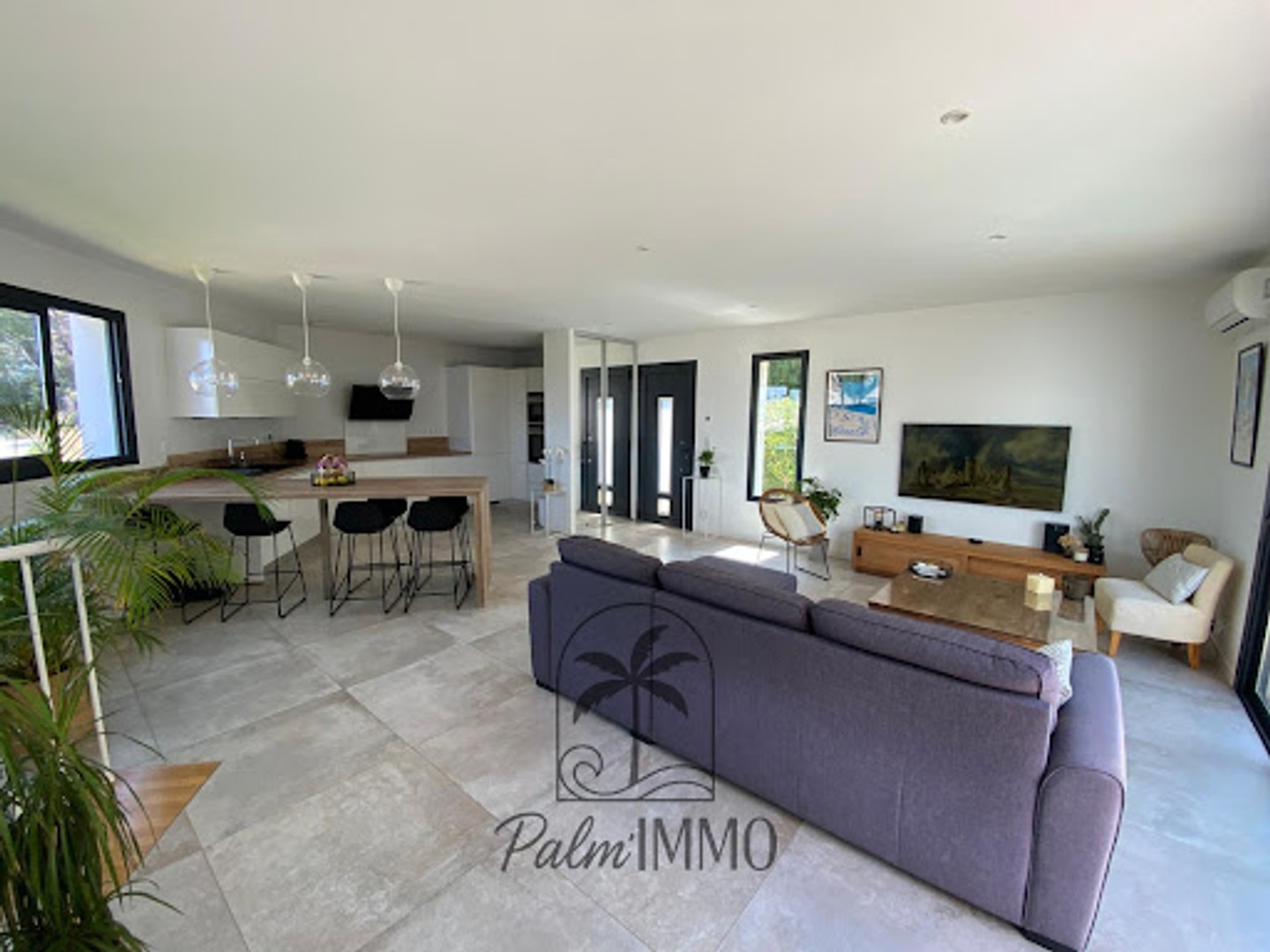 Appartement à vendre - 4 pièces - 109m2 - Saint-Cyr-Sur-Mer (83270)