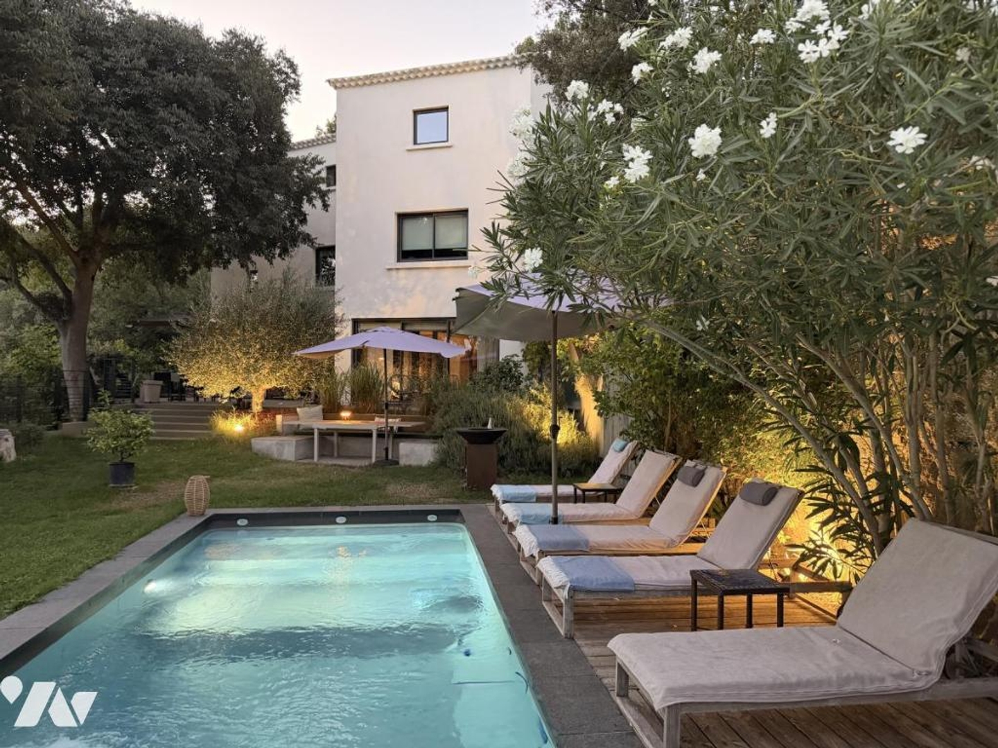 Maison 7 pièces 214 m²