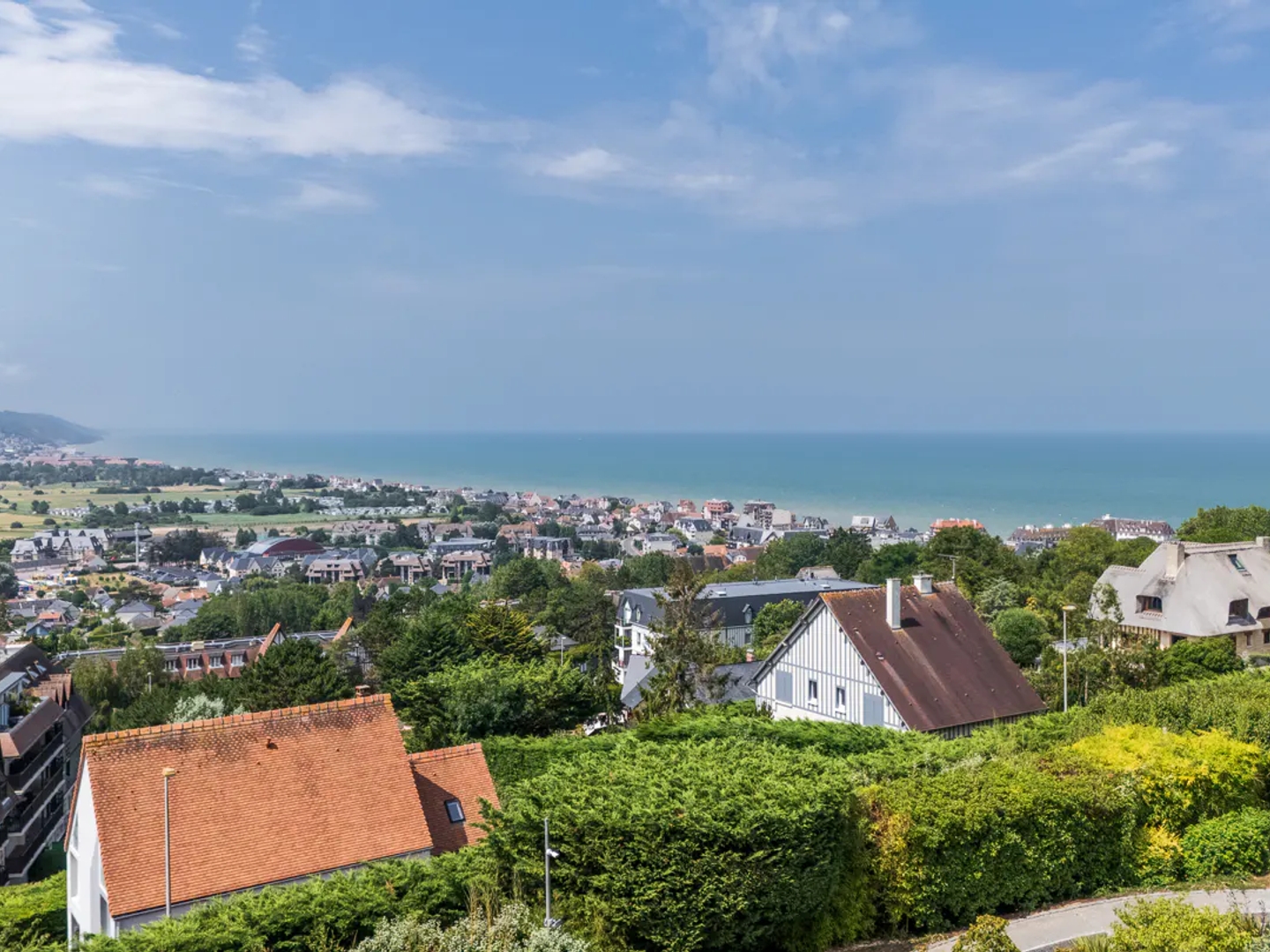 Maison à vendre - 11 pièces - 330m2 - Benerville-Sur-Mer (14910)