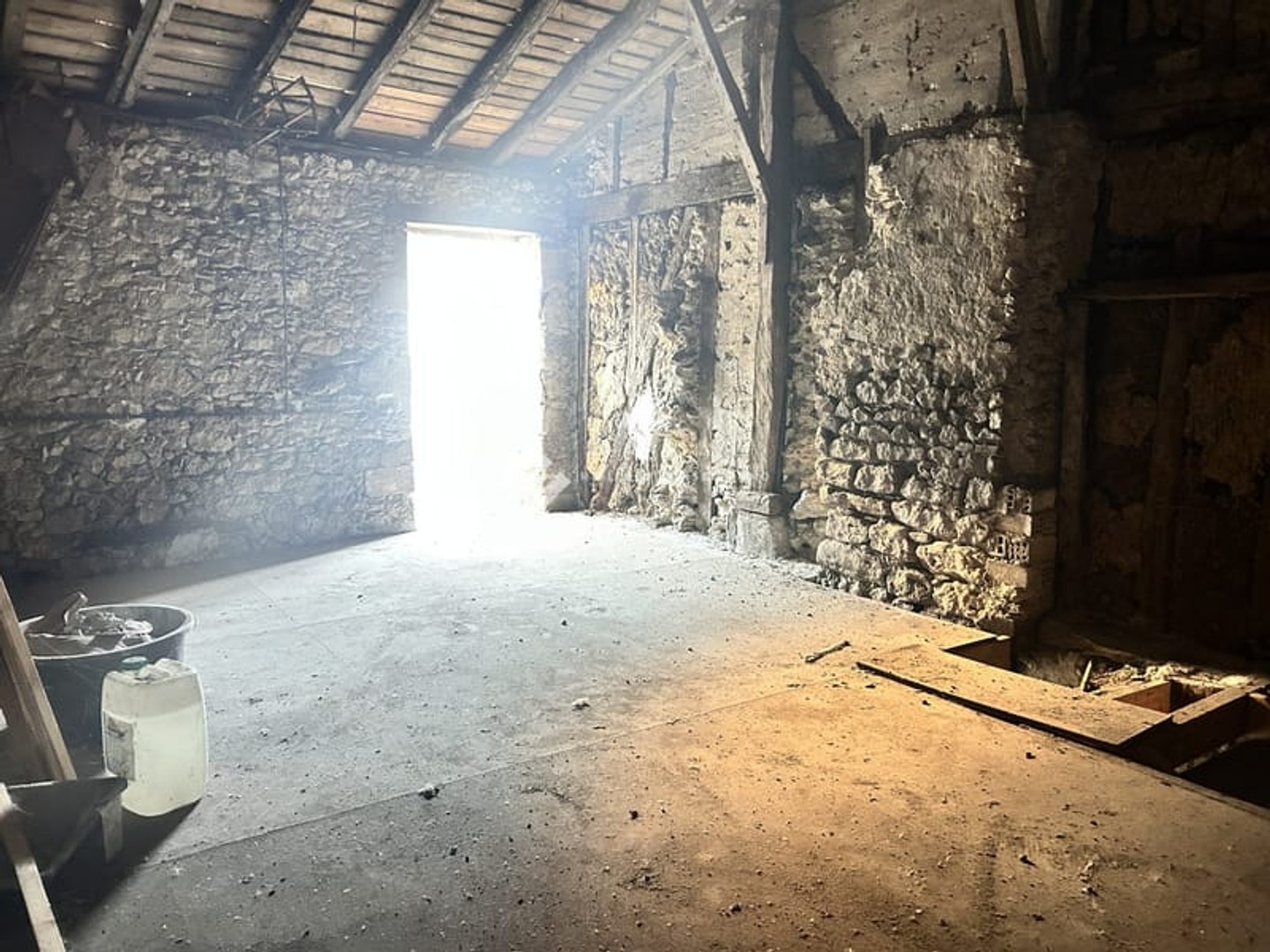 Parking / garage / box à vendre - 60m2 - Condom (32100)