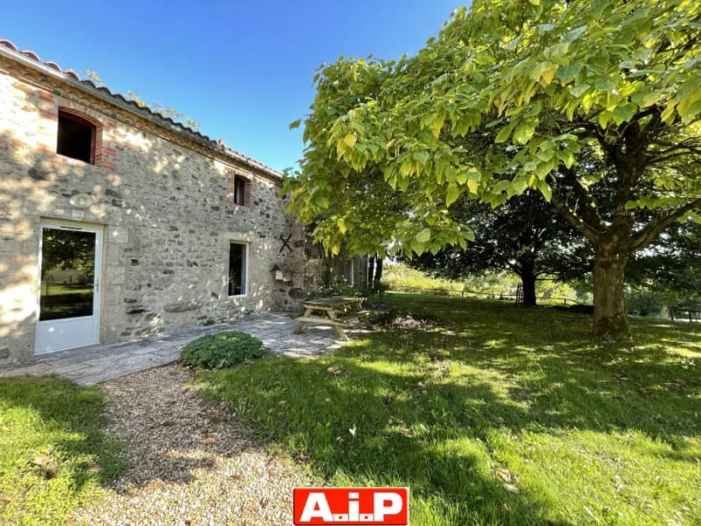 Maison à vendre - 9 pièces - 208m2 - Sèvremont (85700)