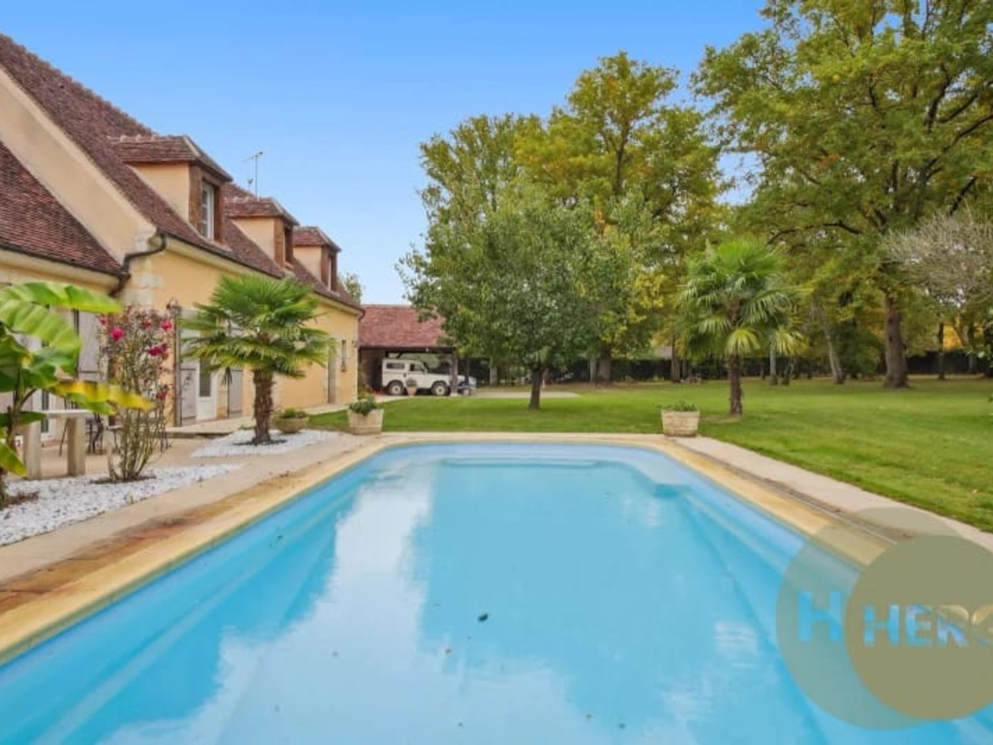 Maison 8 pièces 255 m²