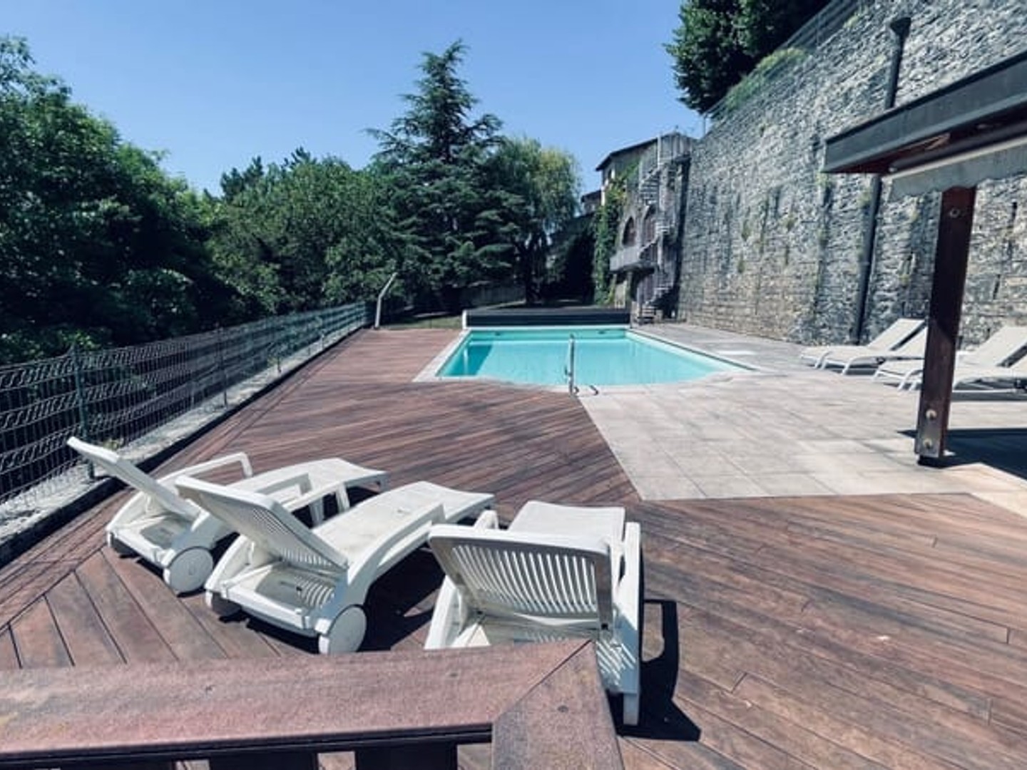 Immeuble à vendre - 10 pièces - 340m2 - Ambérieu-En-Bugey (01500)