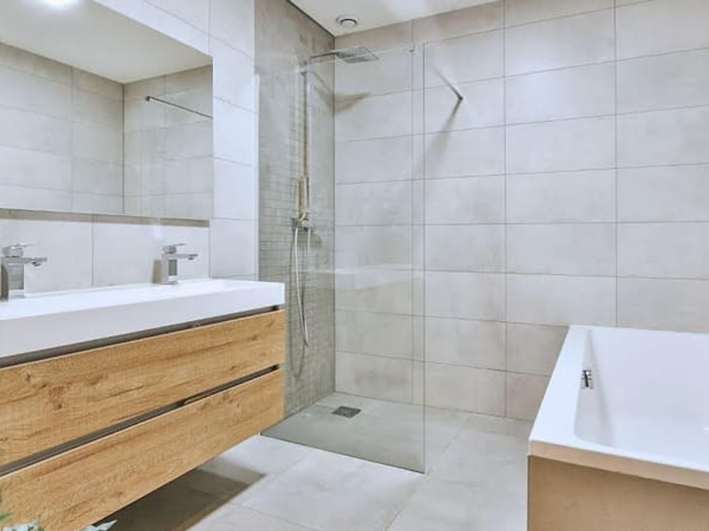 Appartement à vendre - 4 pièces - 82m2 - Sciez (74140)