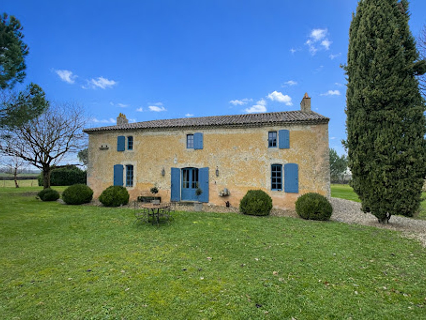 Maison 12 pièces 346 m²