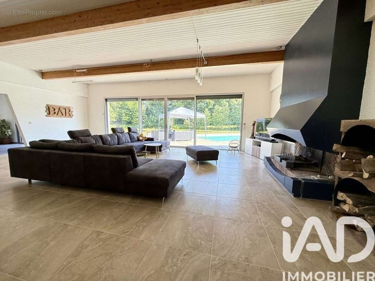 Maison à vendre - 9 pièces - 341m2 - Saint-Méen-Le-Grand (35290)