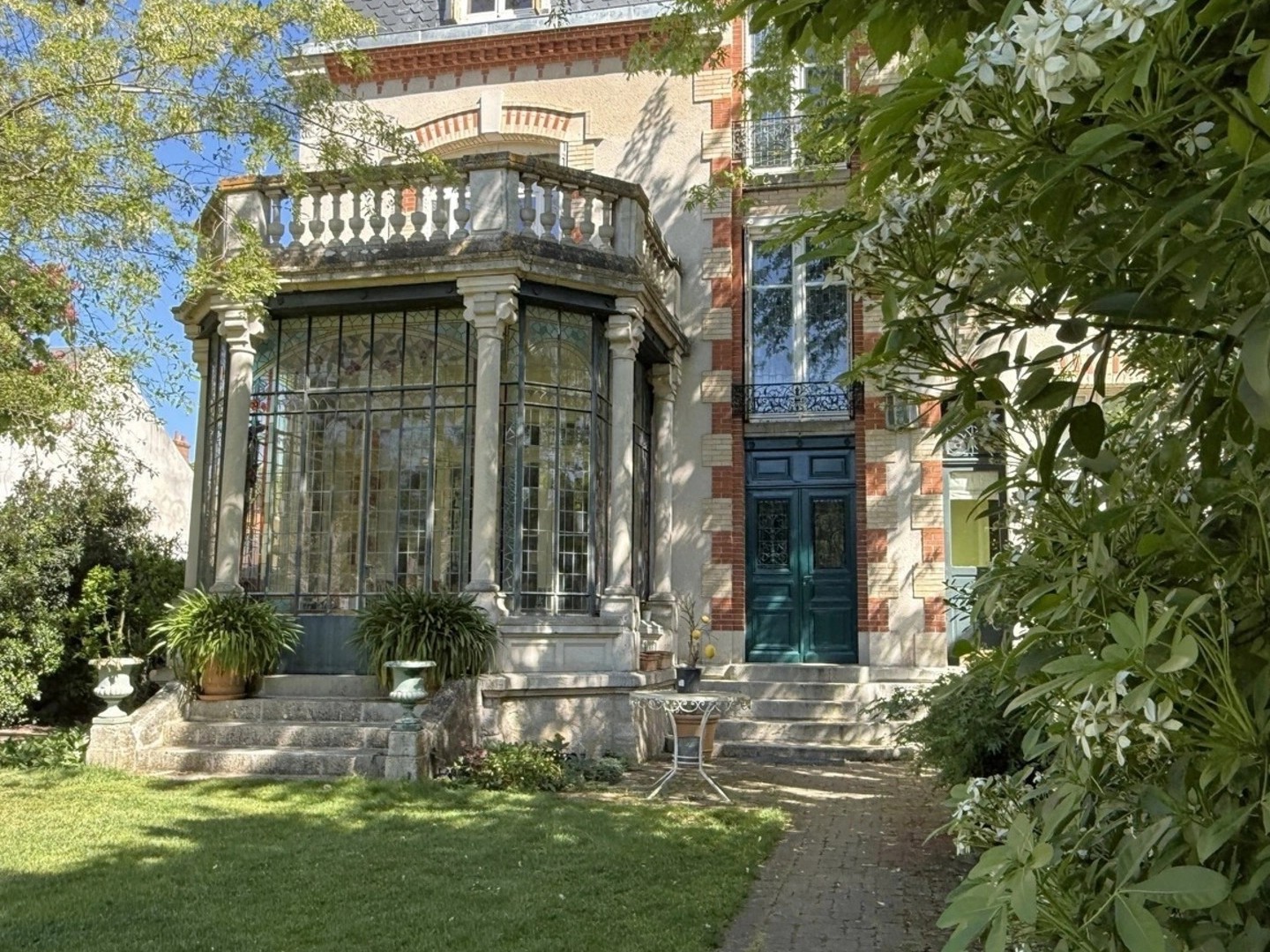Maison à vendre - 10 pièces - 335m2 - Orléans (45100)