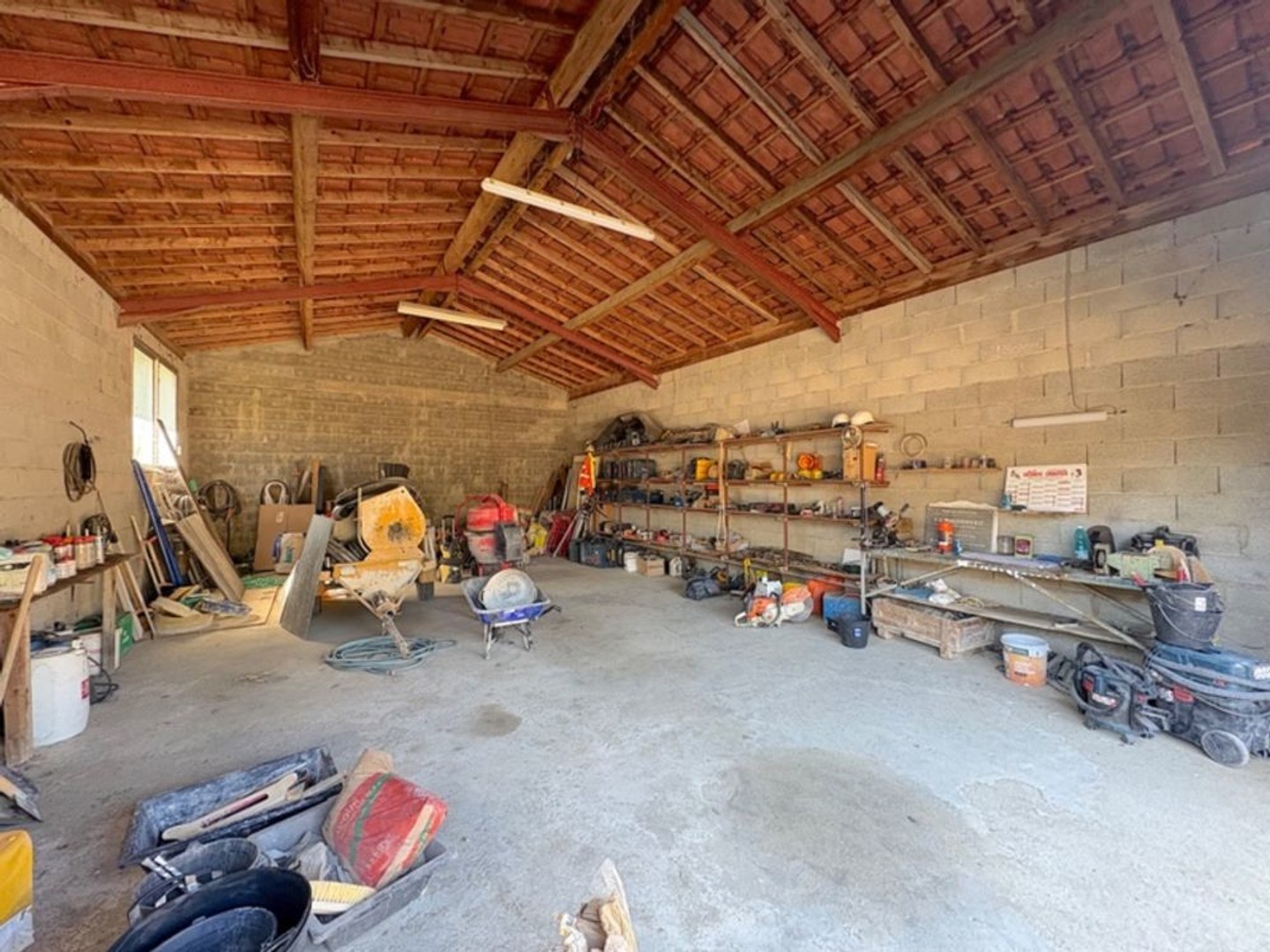 Locaux à vendre - 1437m2 - Aire-Sur-L'adour (40800)