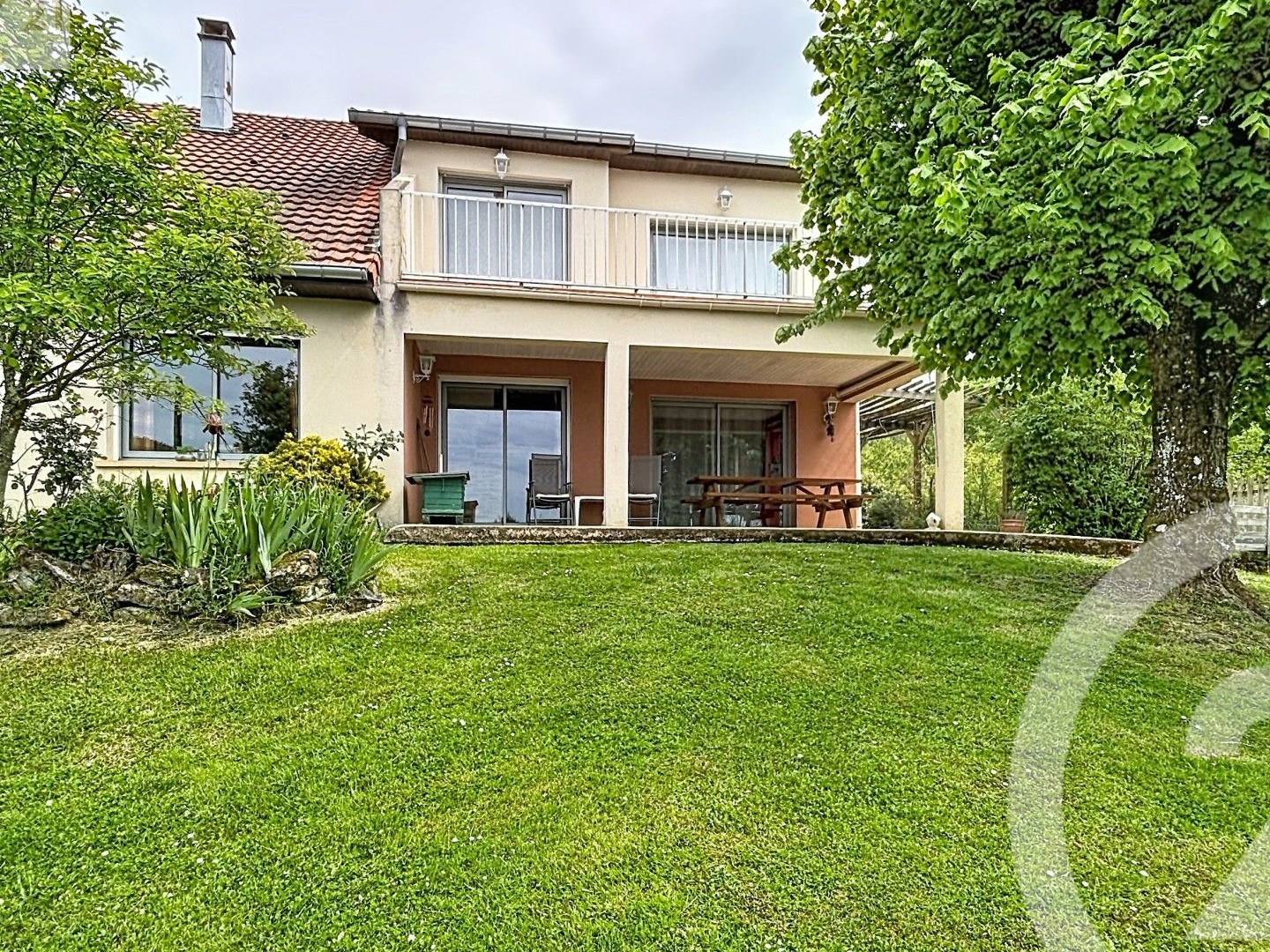 Maison à vendre - 6 pièces - 216m2 - Châteney (70240)