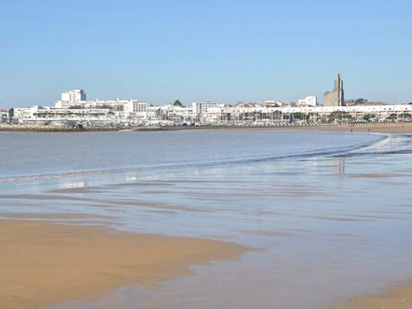 Appartement à vendre - 5 pièces - 197m2 - Royan (17200)