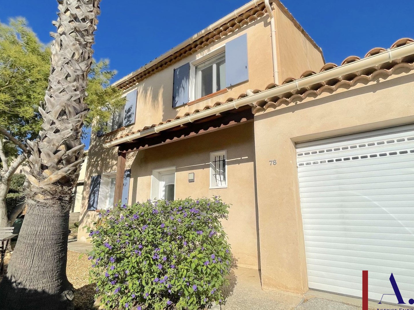 Maison à vendre - 5 pièces - 146m2 - Six-Fours-Les-Plages (83140)