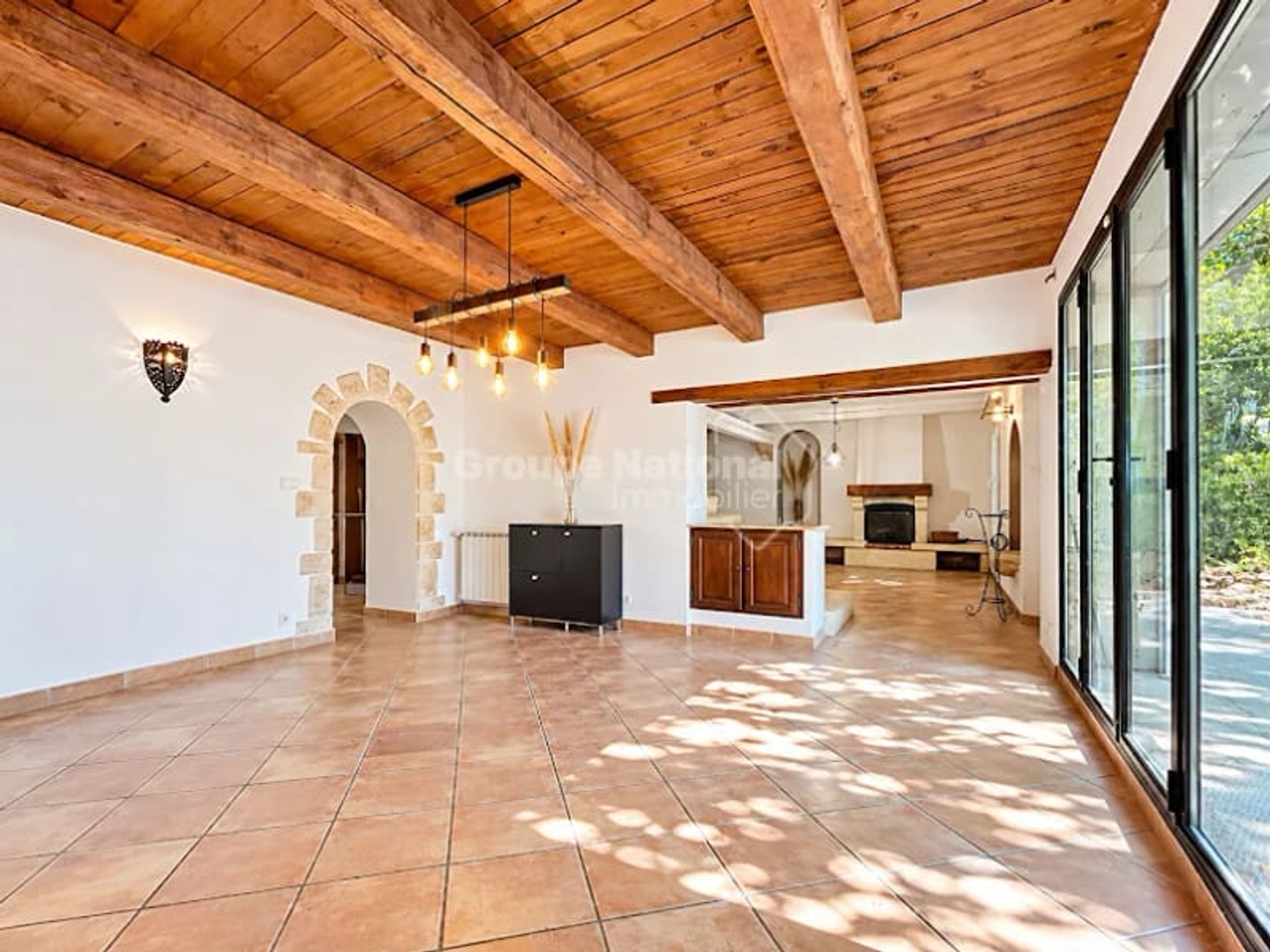 Maison à vendre - 14 pièces - 320m2 - Châteaurenard (13160)