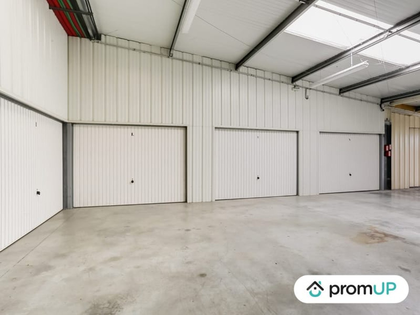 Local 1460 m²
