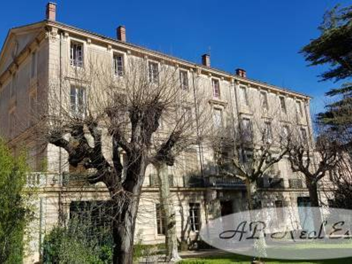 Secteur Béziers Maison de Maître exceptionnelle du XIXème, 1450m2, classé MH, avec 11