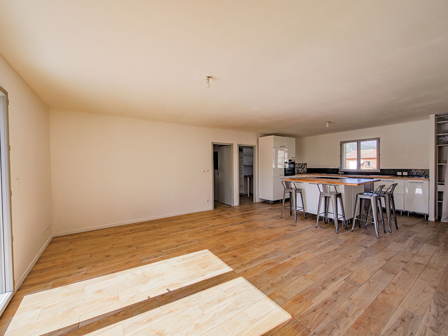 Maison à vendre - 6 pièces - 115m2 - Castello-Di-Rostino (20235)