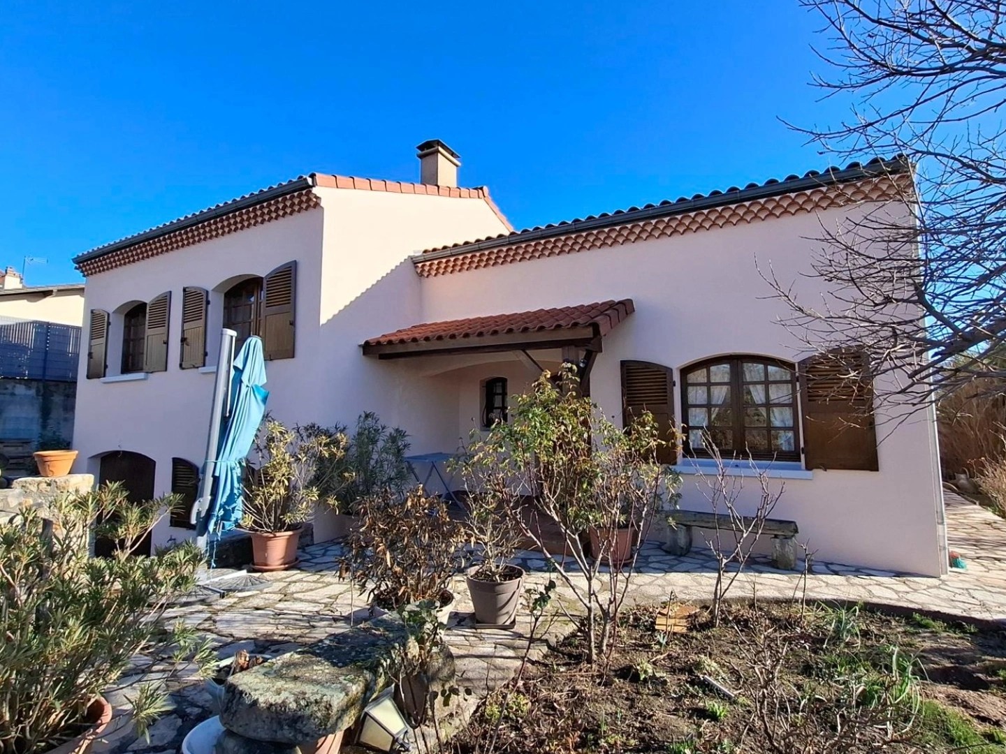 Maison à vendre - 5 pièces - 168m2 - Les Martres-De-Veyre (63730)