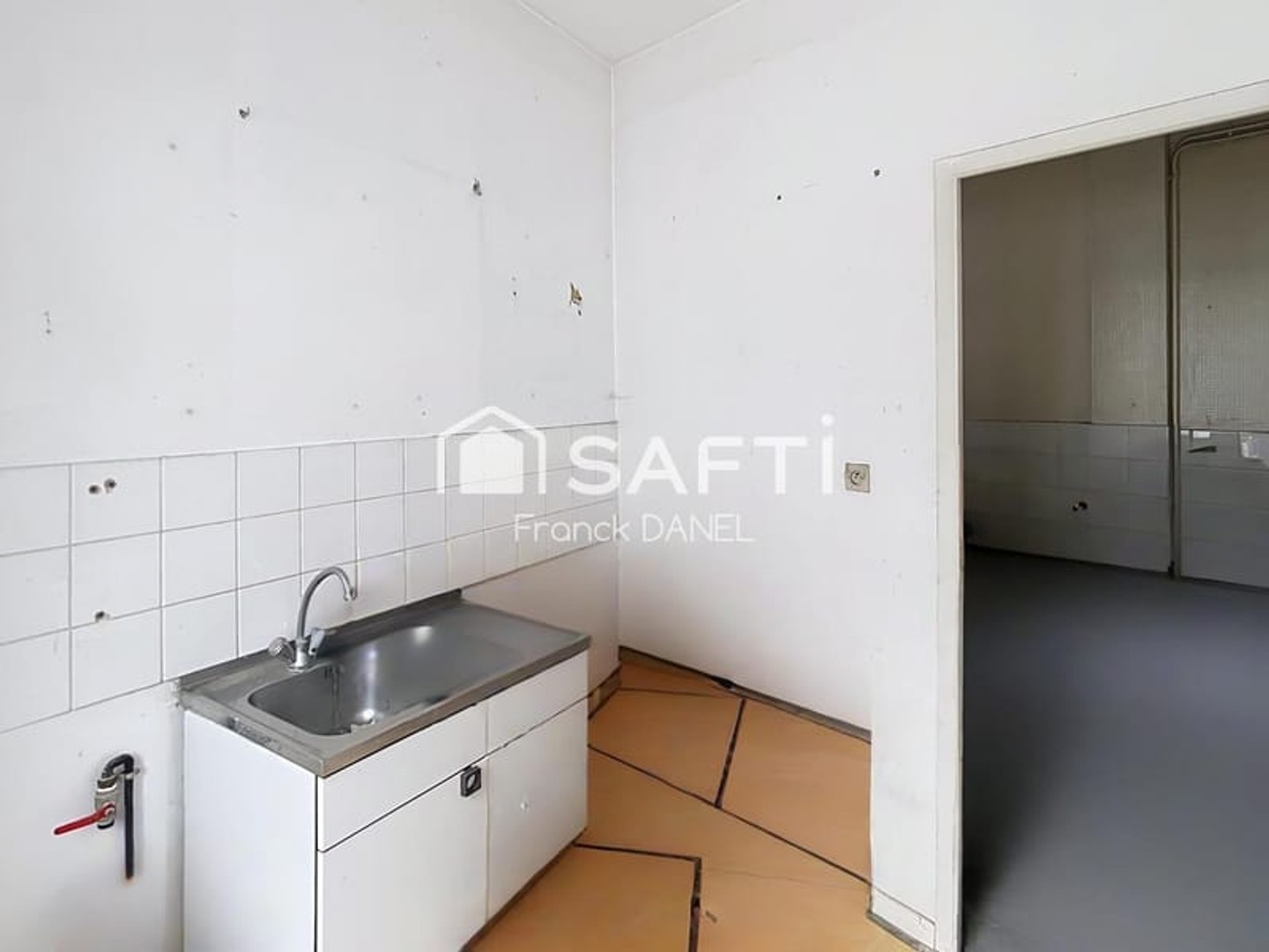 Magasin à vendre - 4 pièces - 114m2 - Hesdin (62140)
