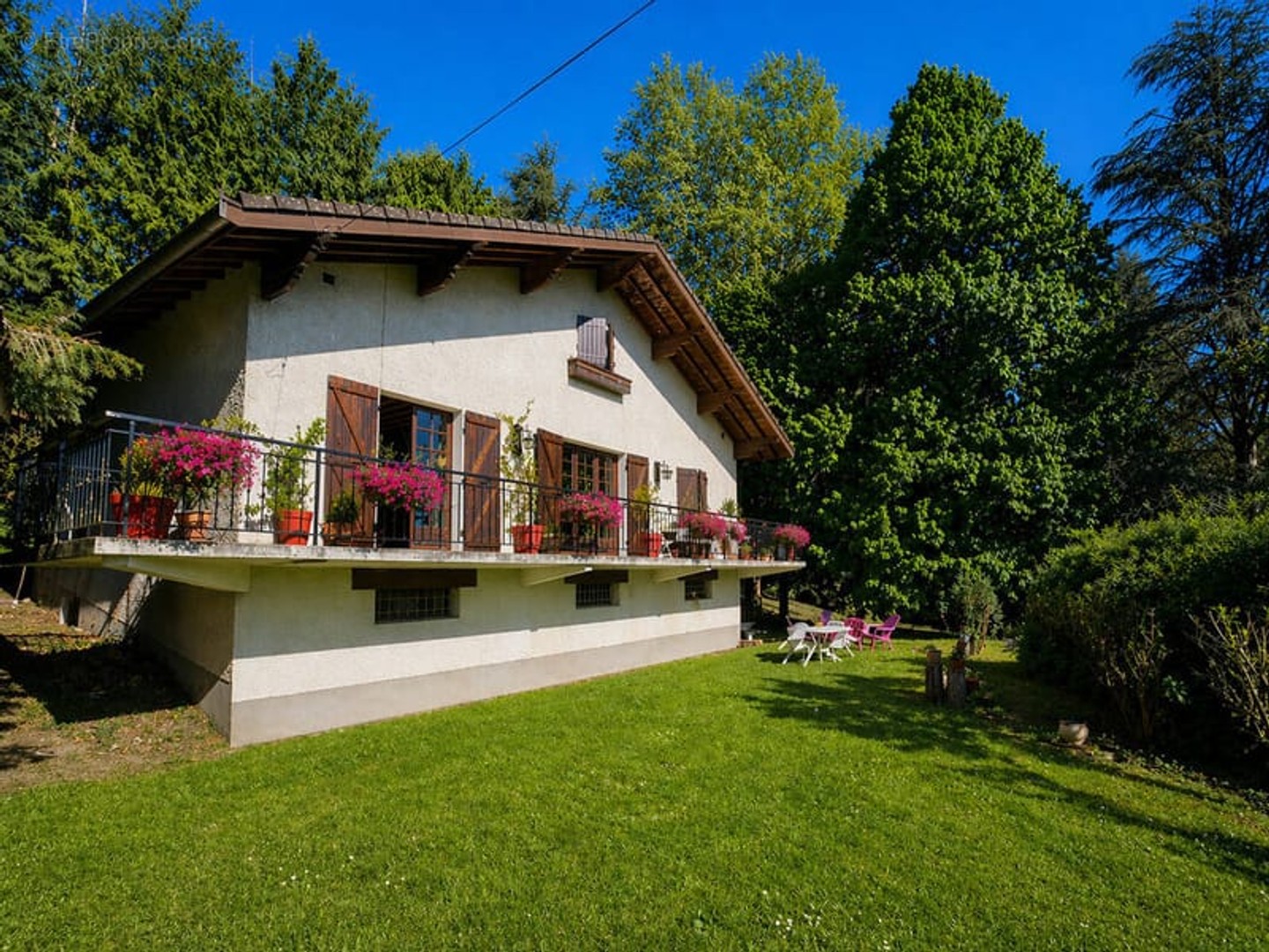 Maison à vendre - 5 pièces - 137m2 - Marignieu (01300)