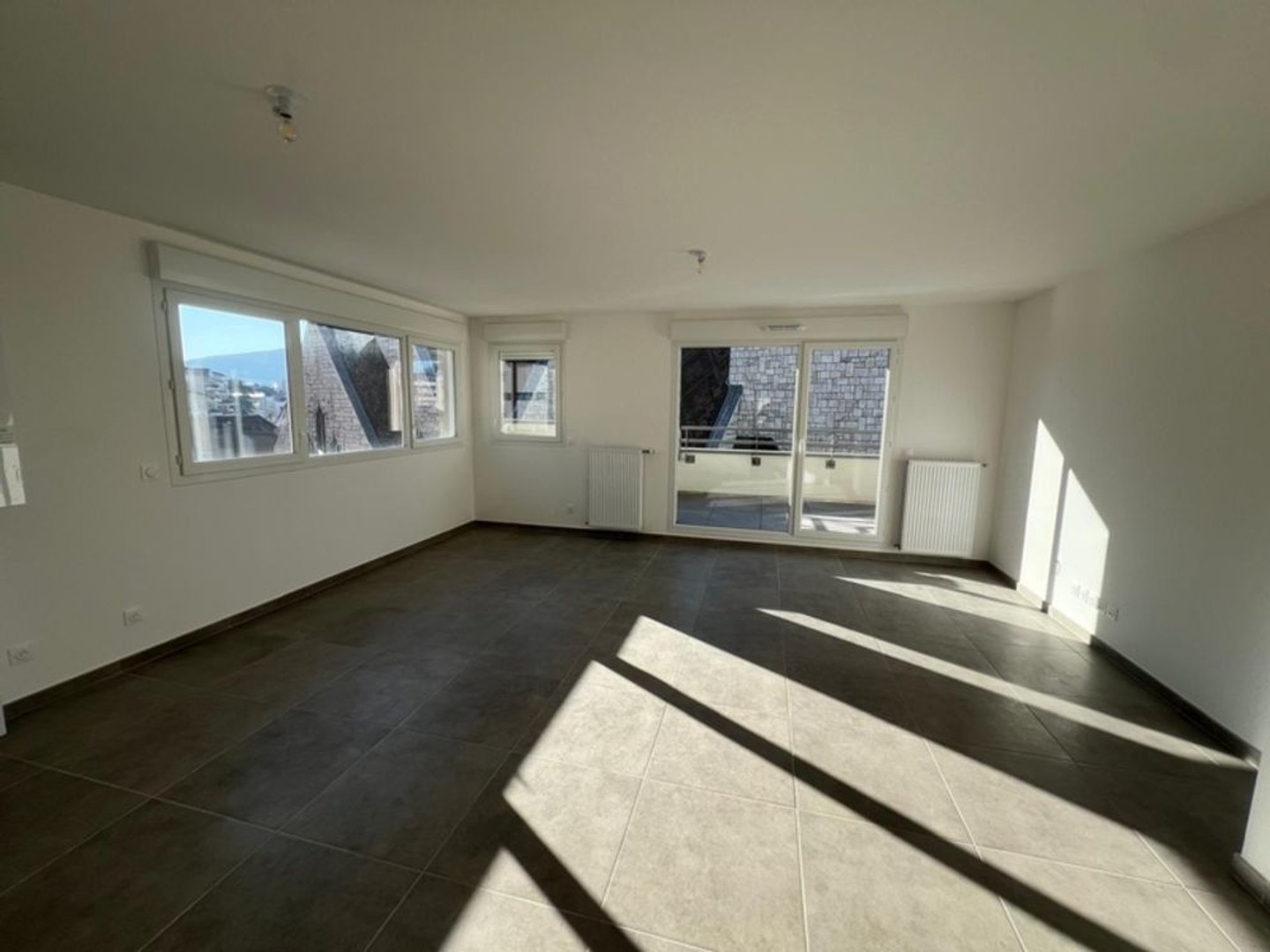 Appartement à vendre - 3 pièces - 65m2 - Bons-En-Chablais (74890)