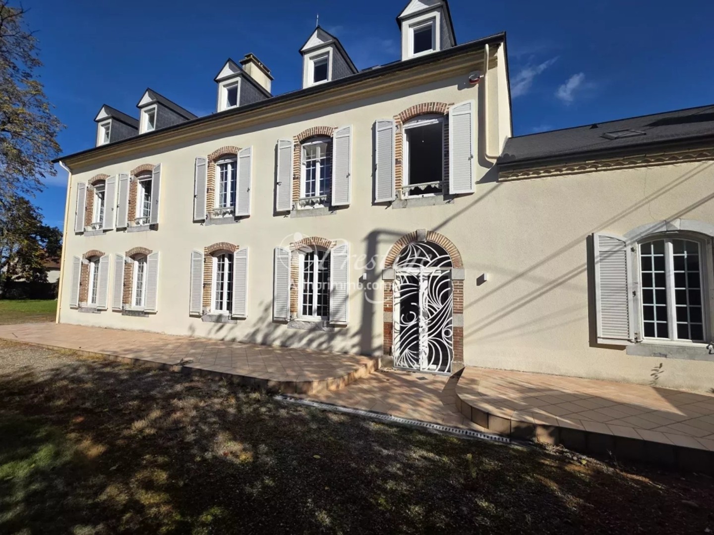 Demeure de prestige dans les Hautes Pyrénées