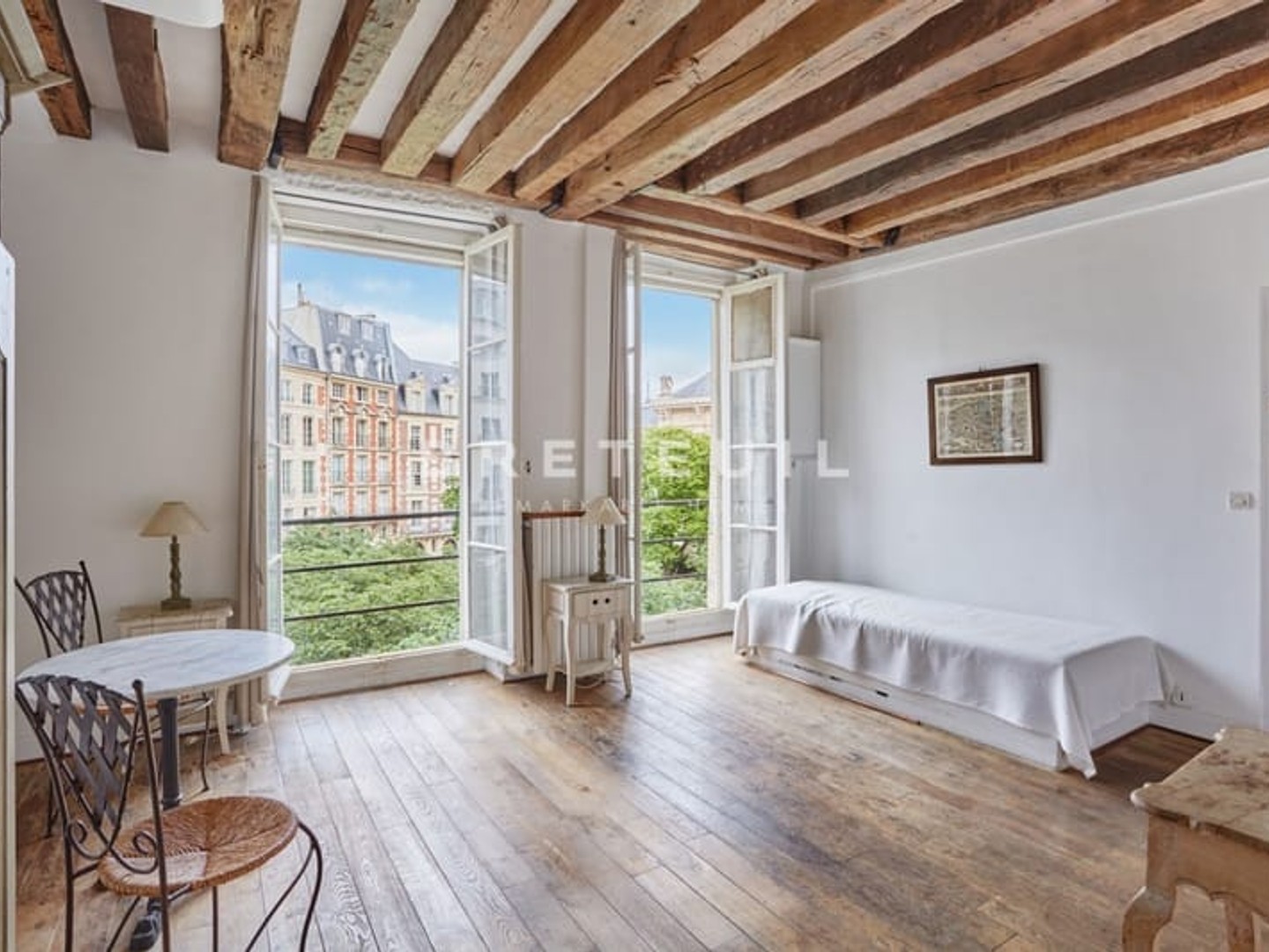 Appartement à vendre - 1 pièce - 24m2 - Paris 1e (75001)