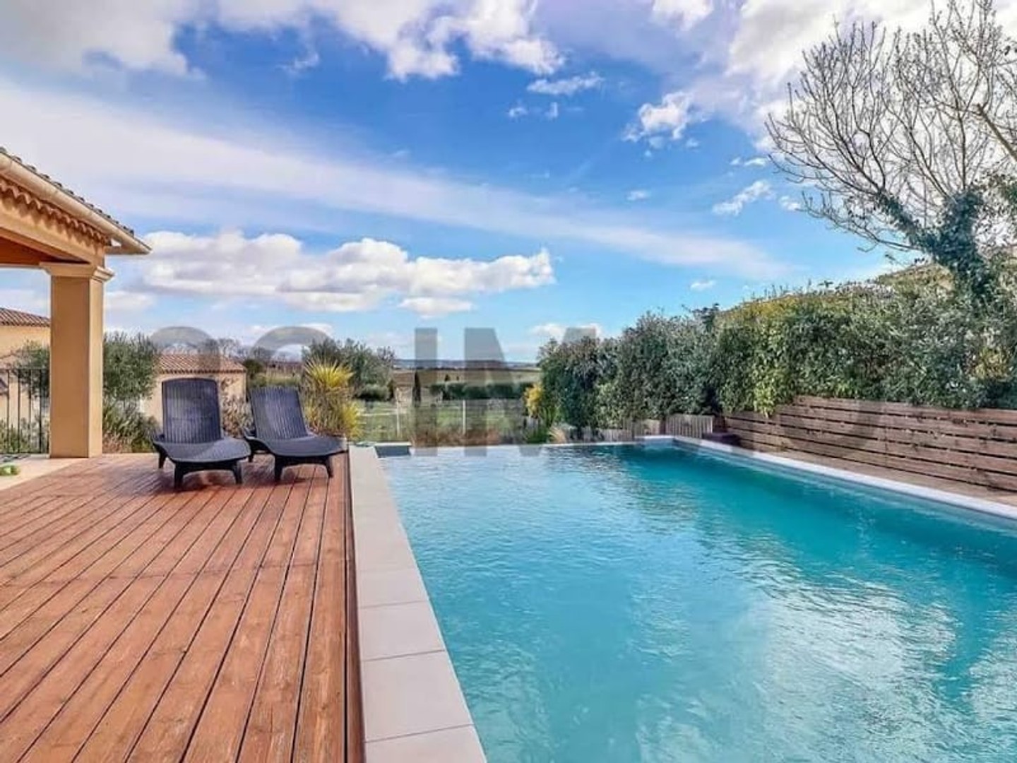 Maison à vendre - 7 pièces - 143m2 - Uzès (30700)