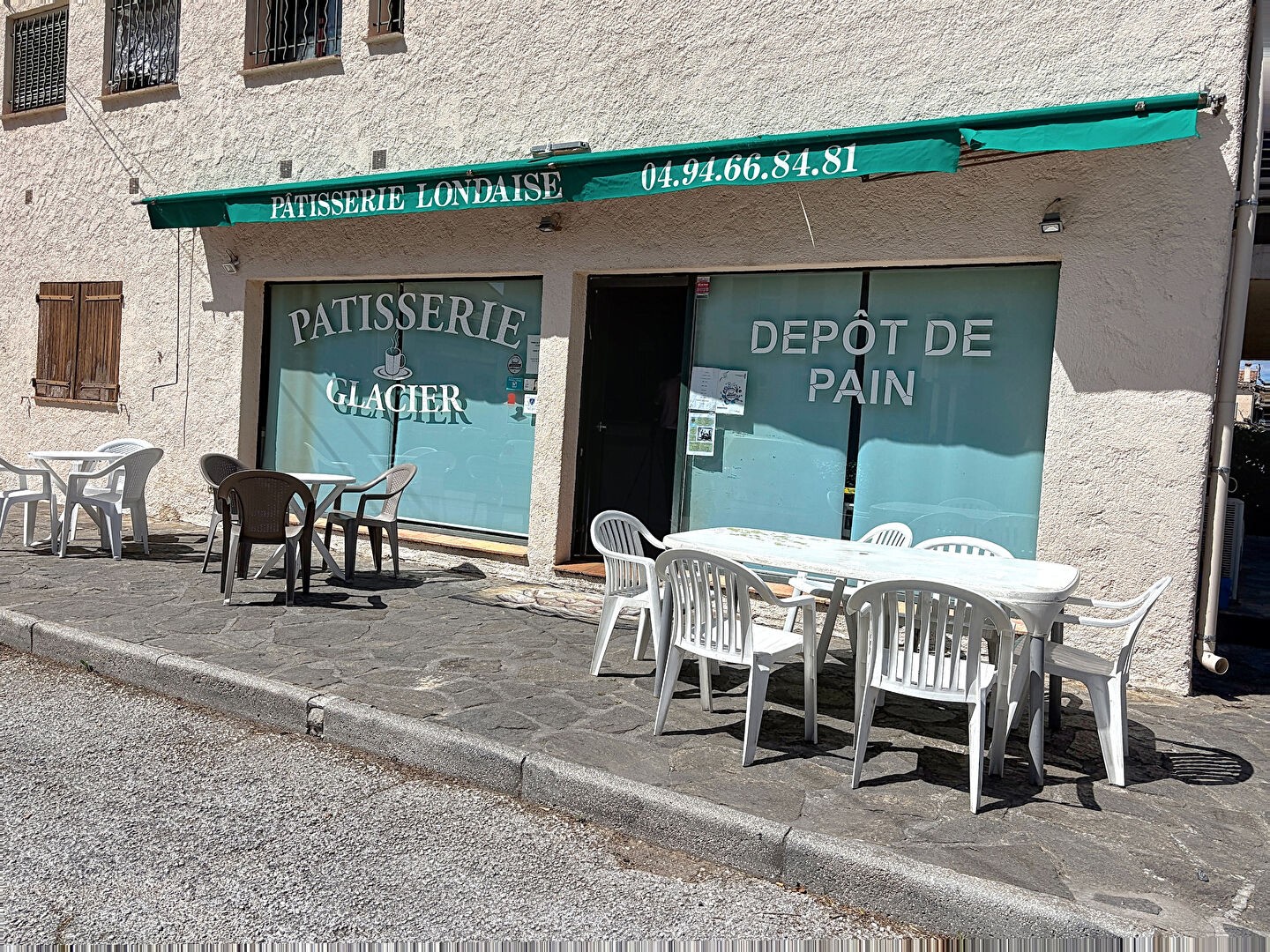 Magasin à vendre - 3 pièces - 160m2 - La Londe-Les-Maures (83250)