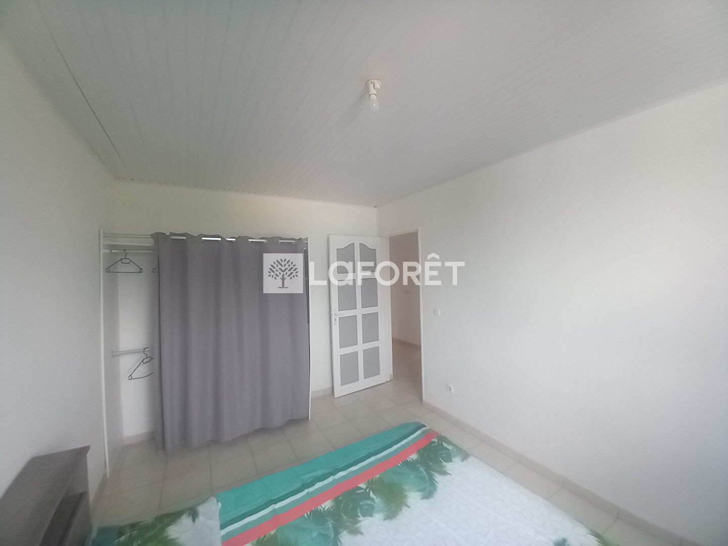 Immeuble à vendre - 9 pièces - 274m2 - Ducos (97224)