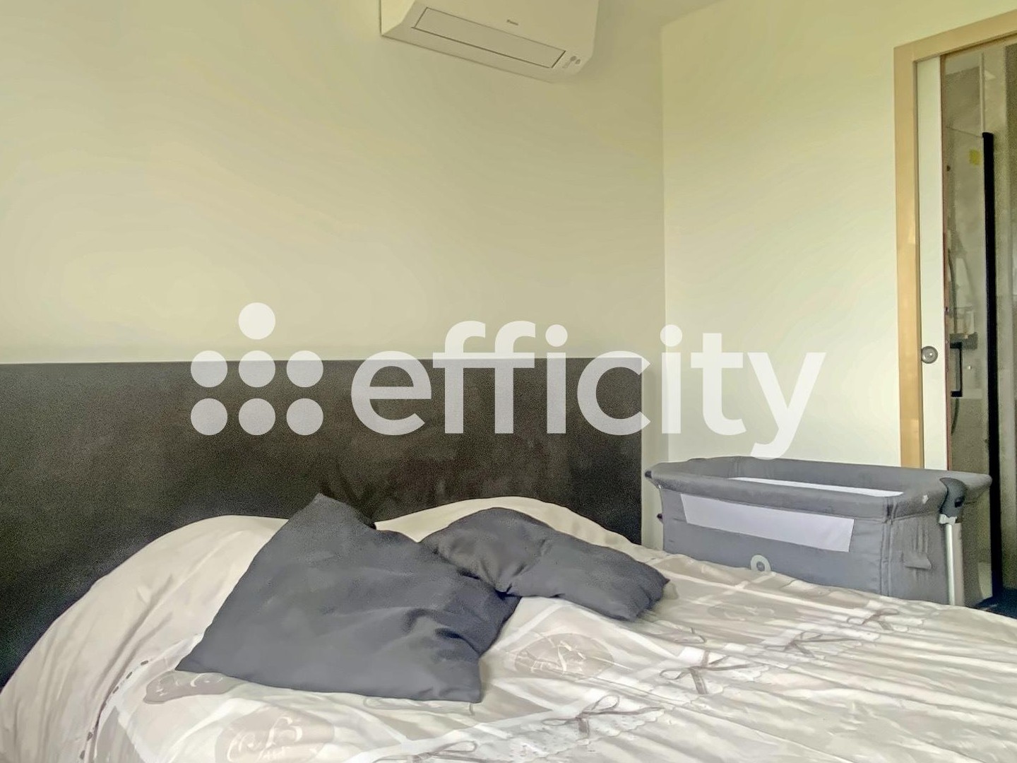 Maison à vendre - 4 pièces - 105m2 - Savigné-Sur-Lathan (37340)