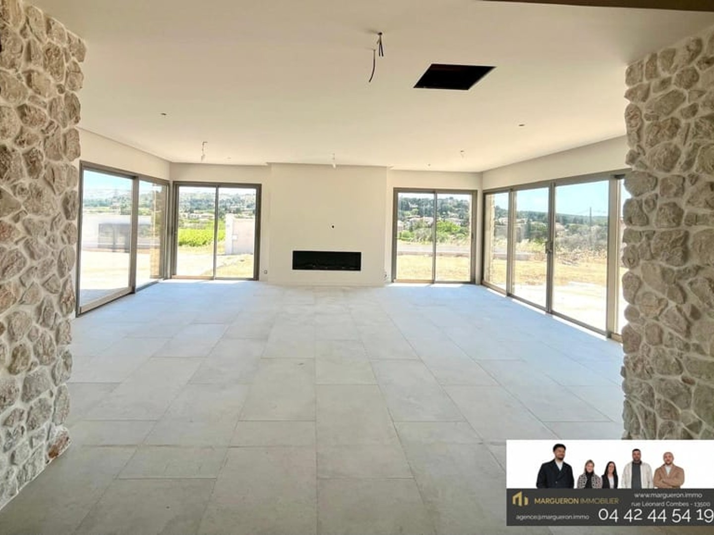 Maison à vendre - 6 pièces - 200m2 - Martigues (13500)