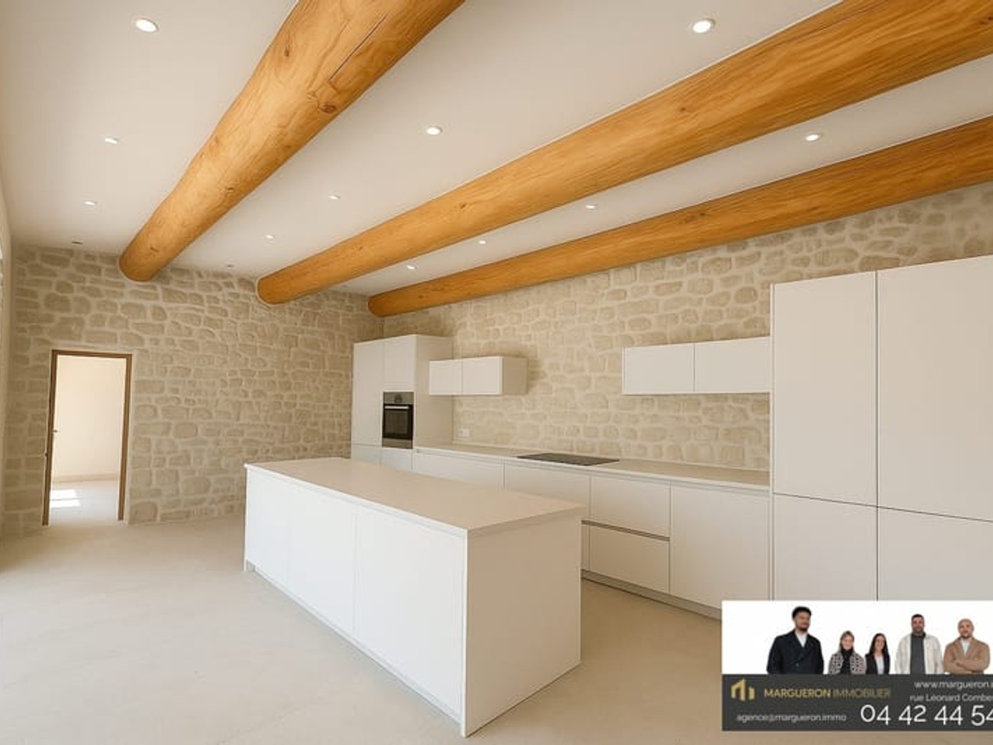 Maison à vendre - 6 pièces - 200m2 - Martigues (13500)