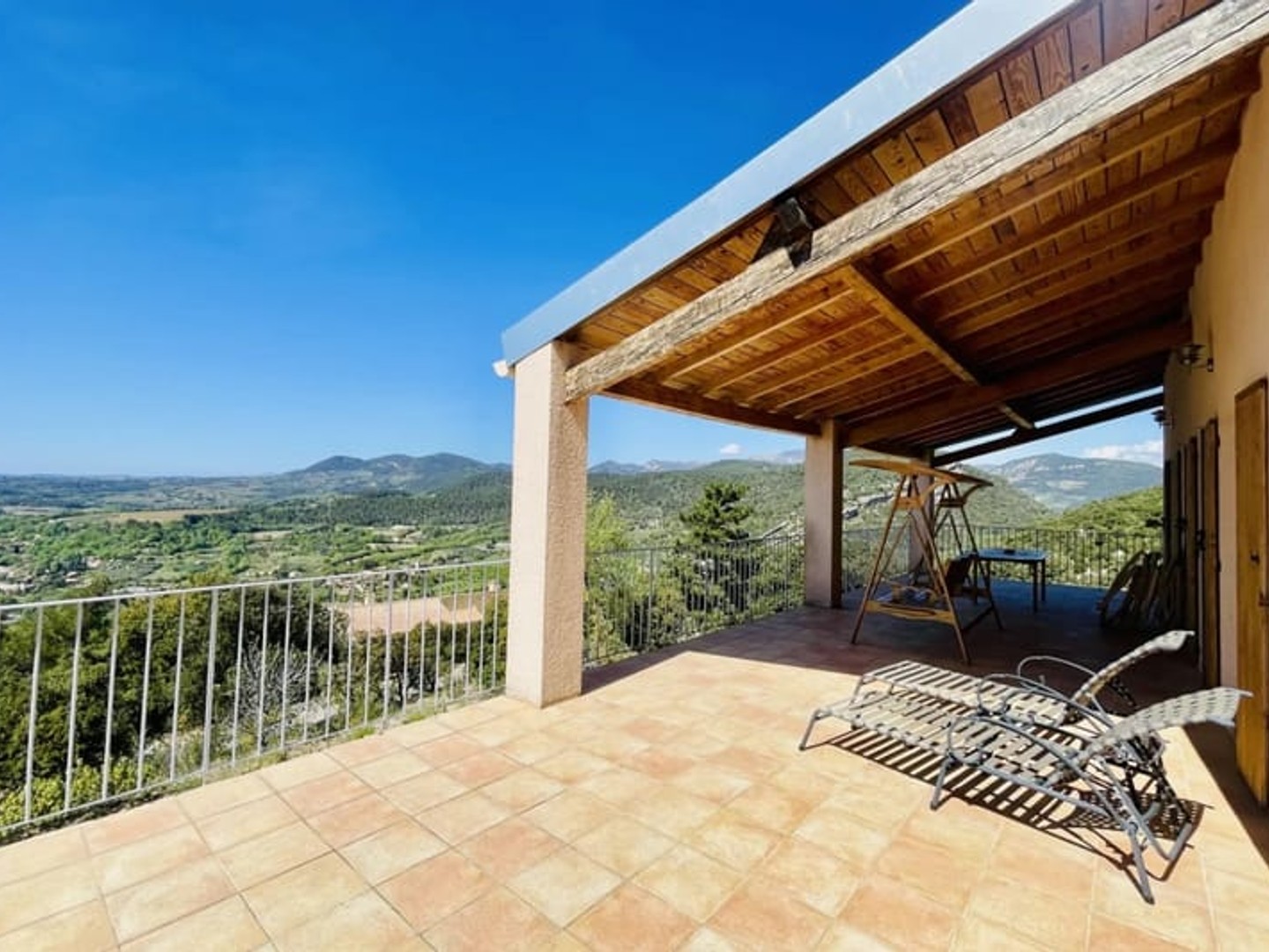 Maison à vendre - 3 pièces - 125m2 - Mollans-Sur-Ouvèze (26170)