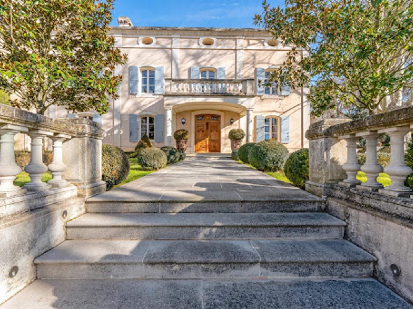 Maison à vendre - 10 pièces - 478m2 - Pernes-Les-Fontaines (84210)