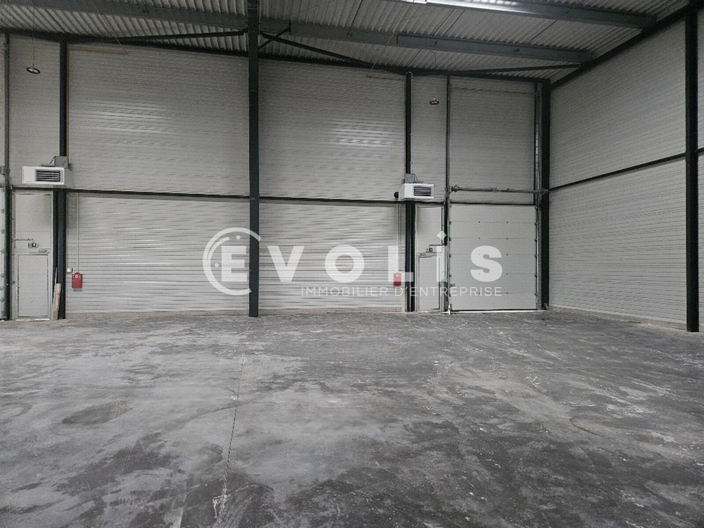 Locaux à vendre - 1973m2 - Villebon-Sur-Yvette (91140)