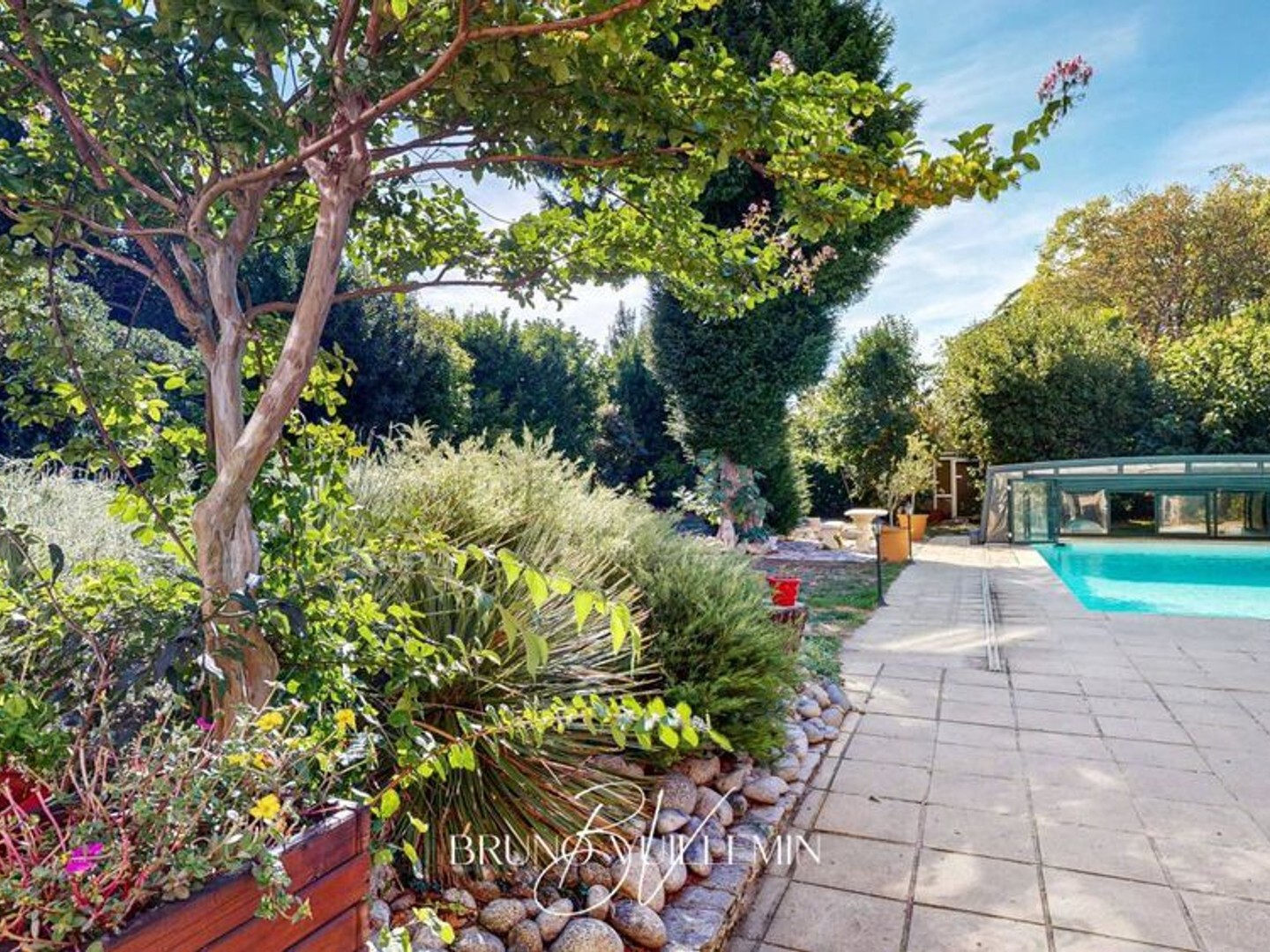 Immeuble à vendre - 439m2 - Carcassonne (11000)