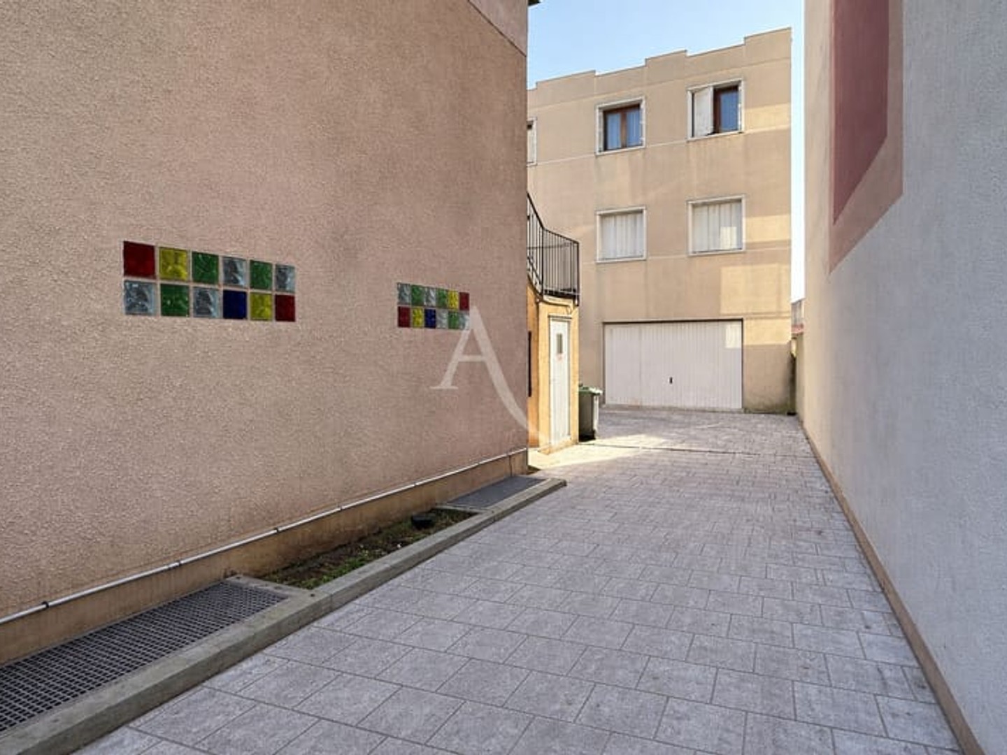 Magasin à vendre - 509m2 - Chilly-Mazarin (91380)