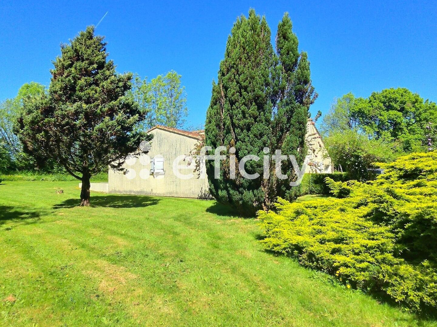 Maison à vendre - 4 pièces - 101m2 - La Chapelle-Saint... (79430)