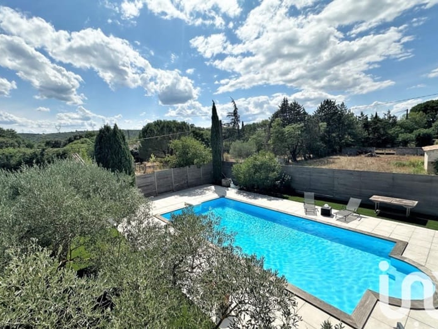 Maison à vendre - 8 pièces - 280m2 - Saint-Maximin (30700)