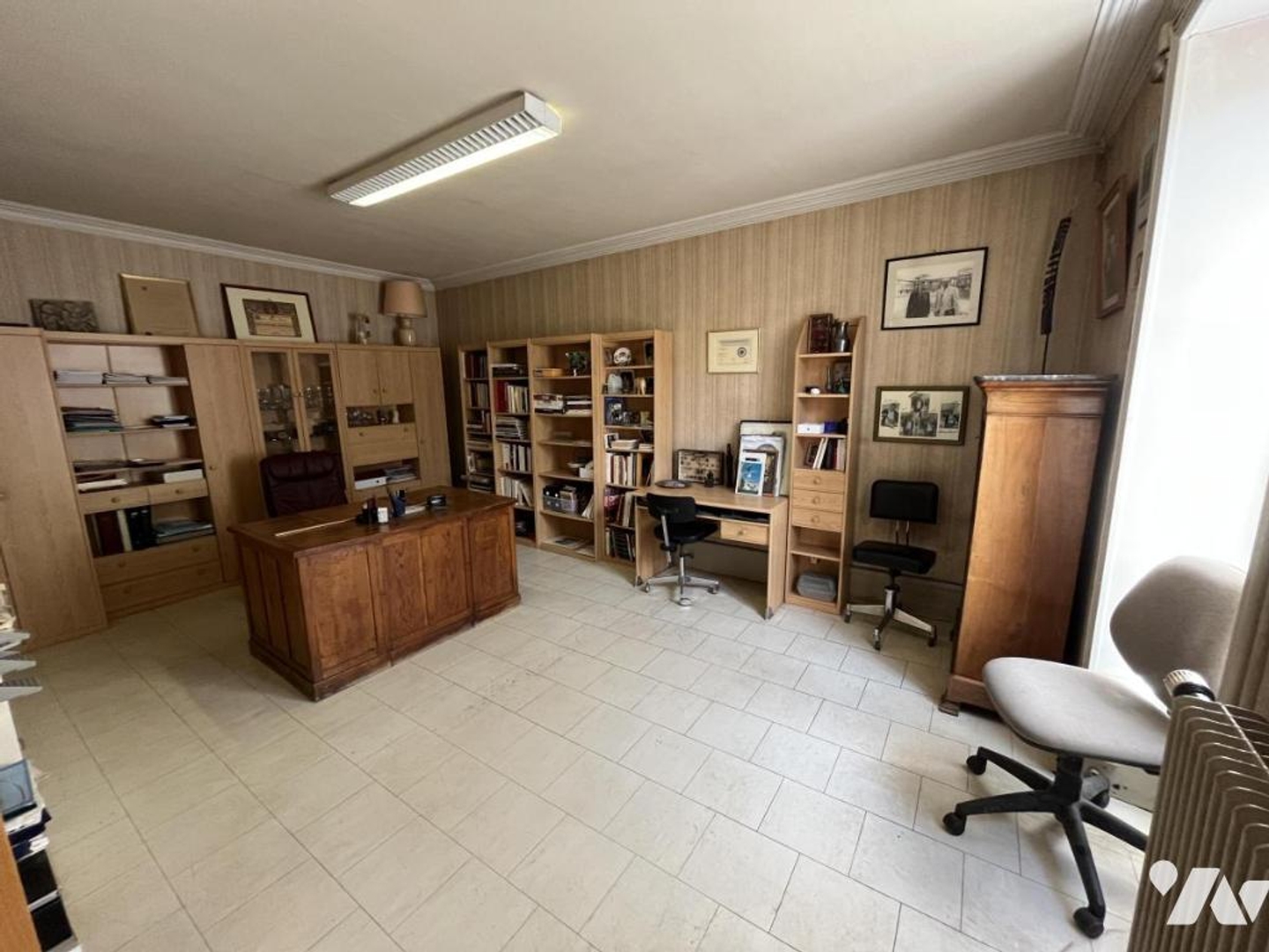 Maison à vendre - 870m2 - Beaune (21200)