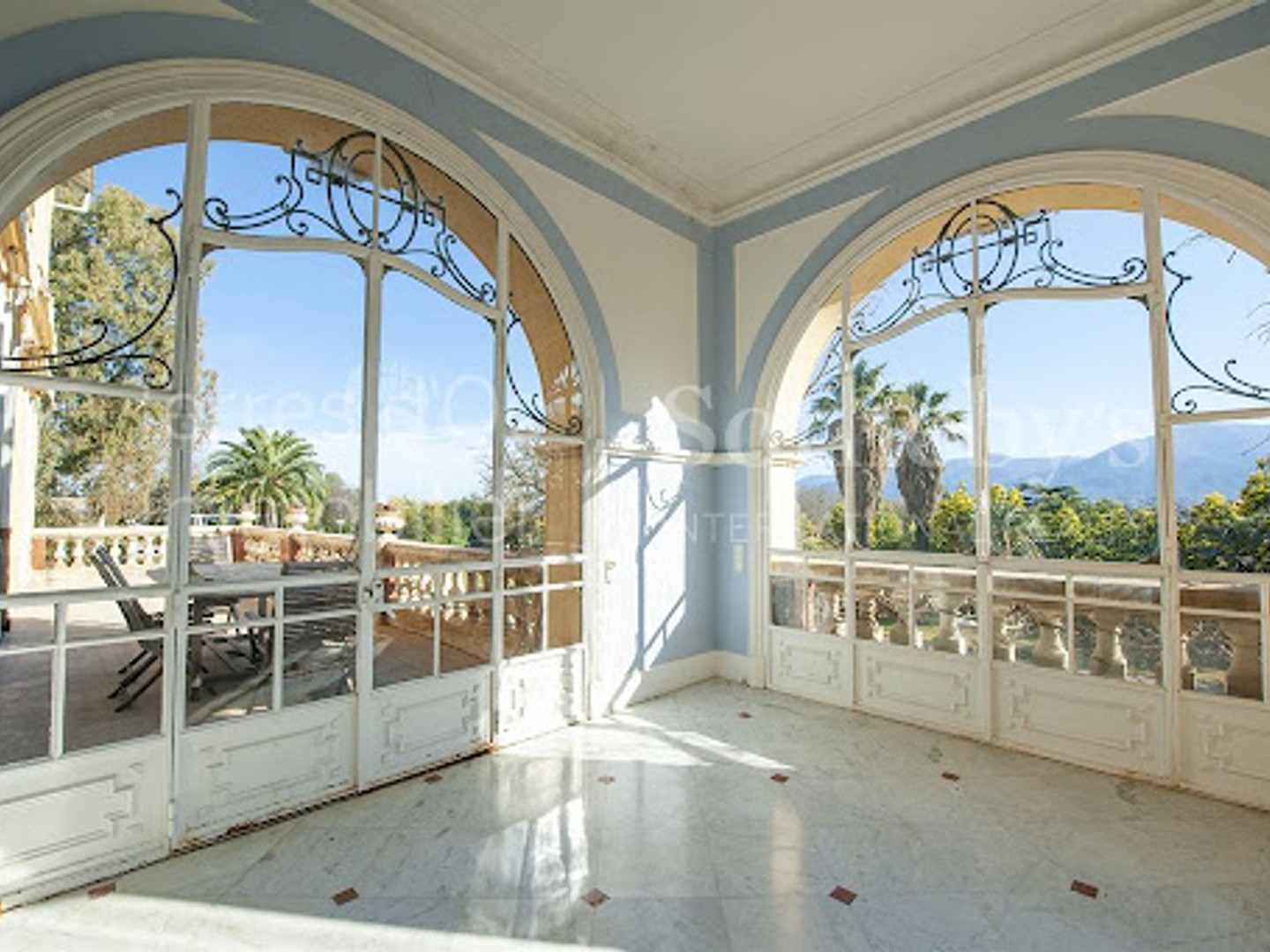 Maison à vendre - 13 pièces - 770m2 - Perpignan (66000)