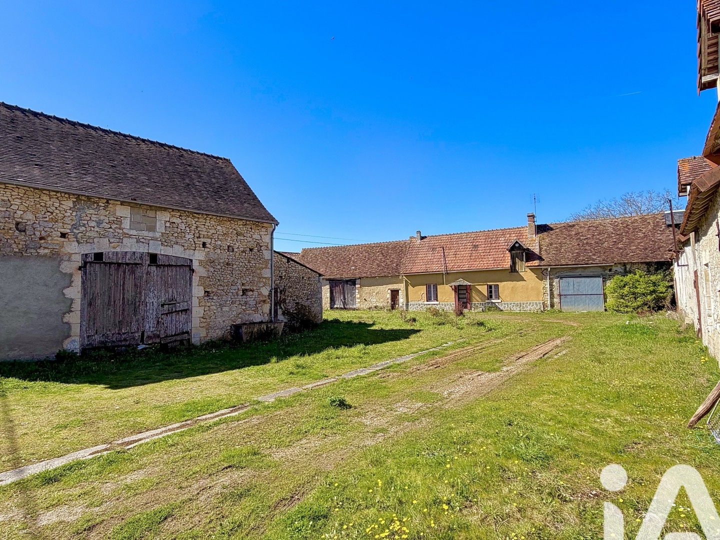 Maison à vendre - 3 pièces - 61m2 - Pouligny-Saint-Pi... (36300)