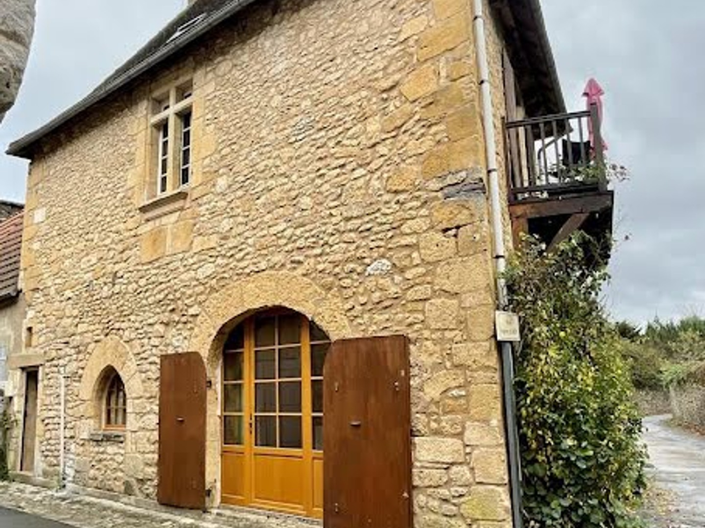 Maison à vendre - 4 pièces - 100m2 - Montignac (24290)