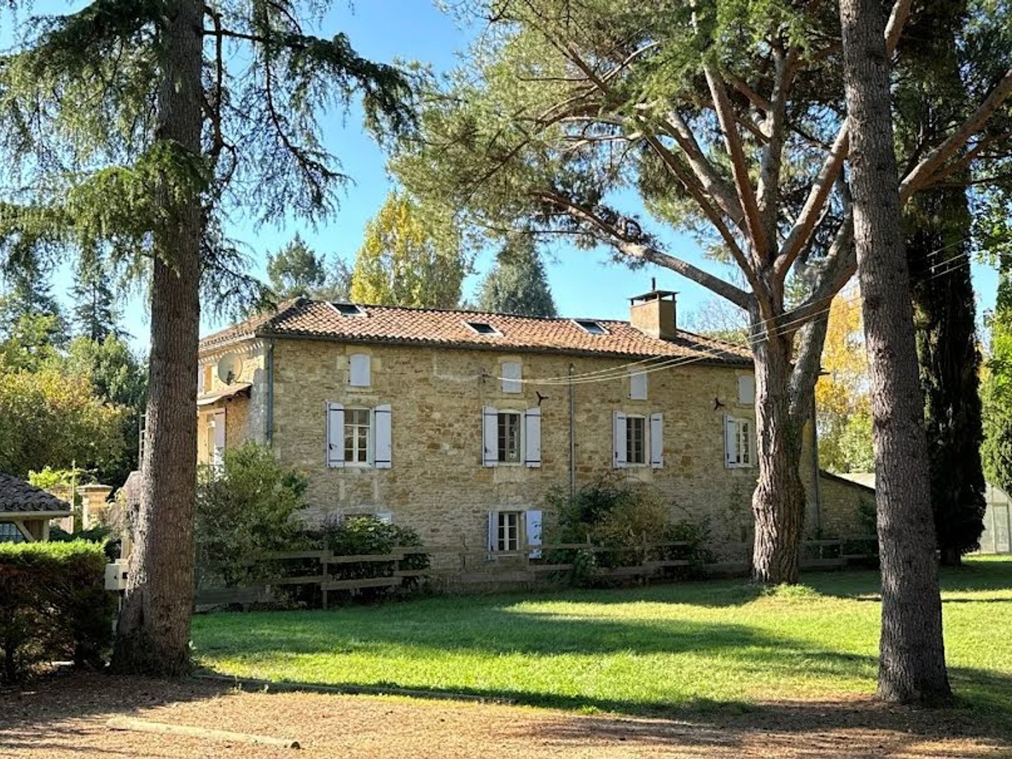 Propriété 22 pièces 537 m²
