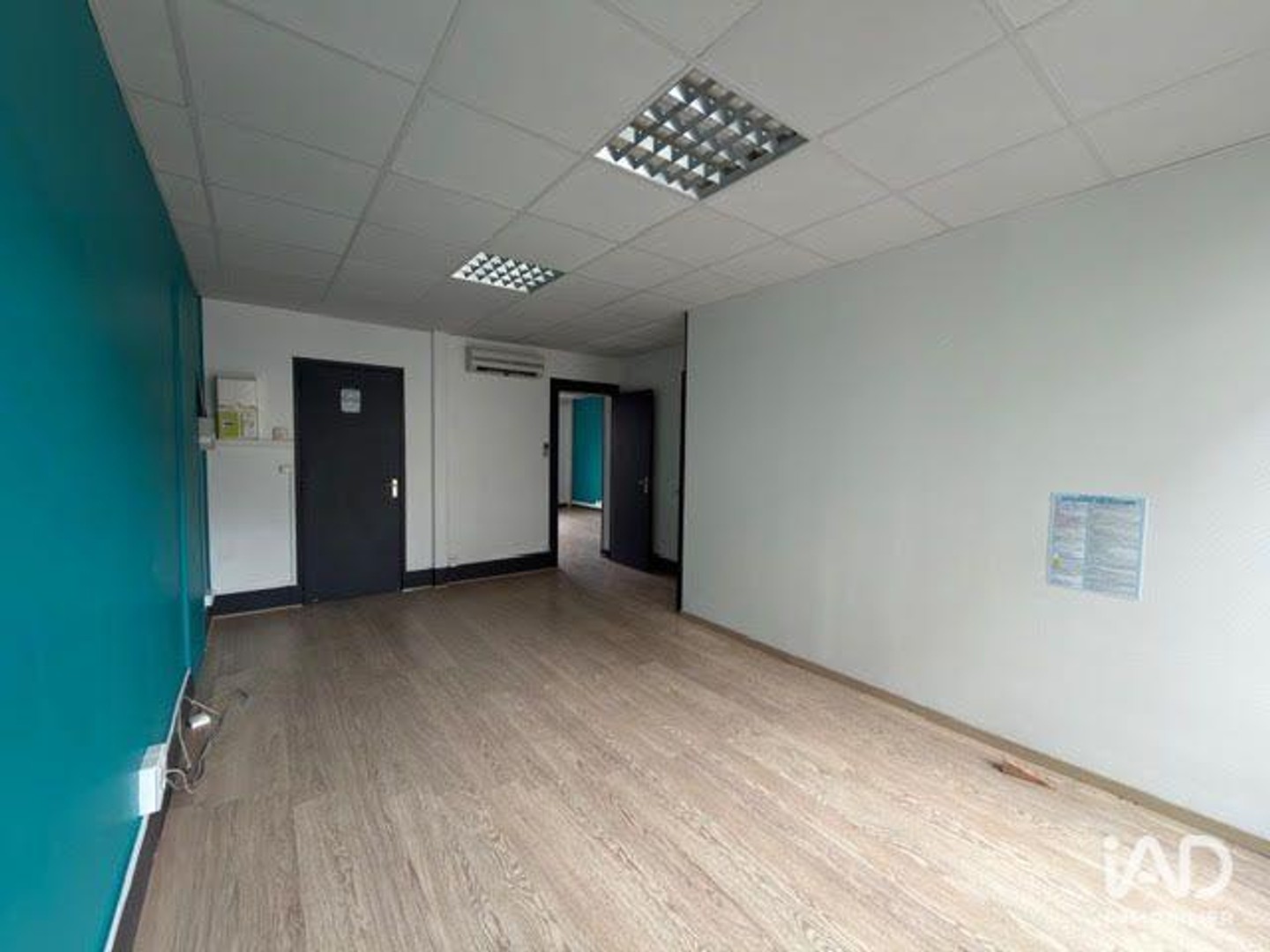 Magasin à vendre - 60m2 - Angoulême (16000)