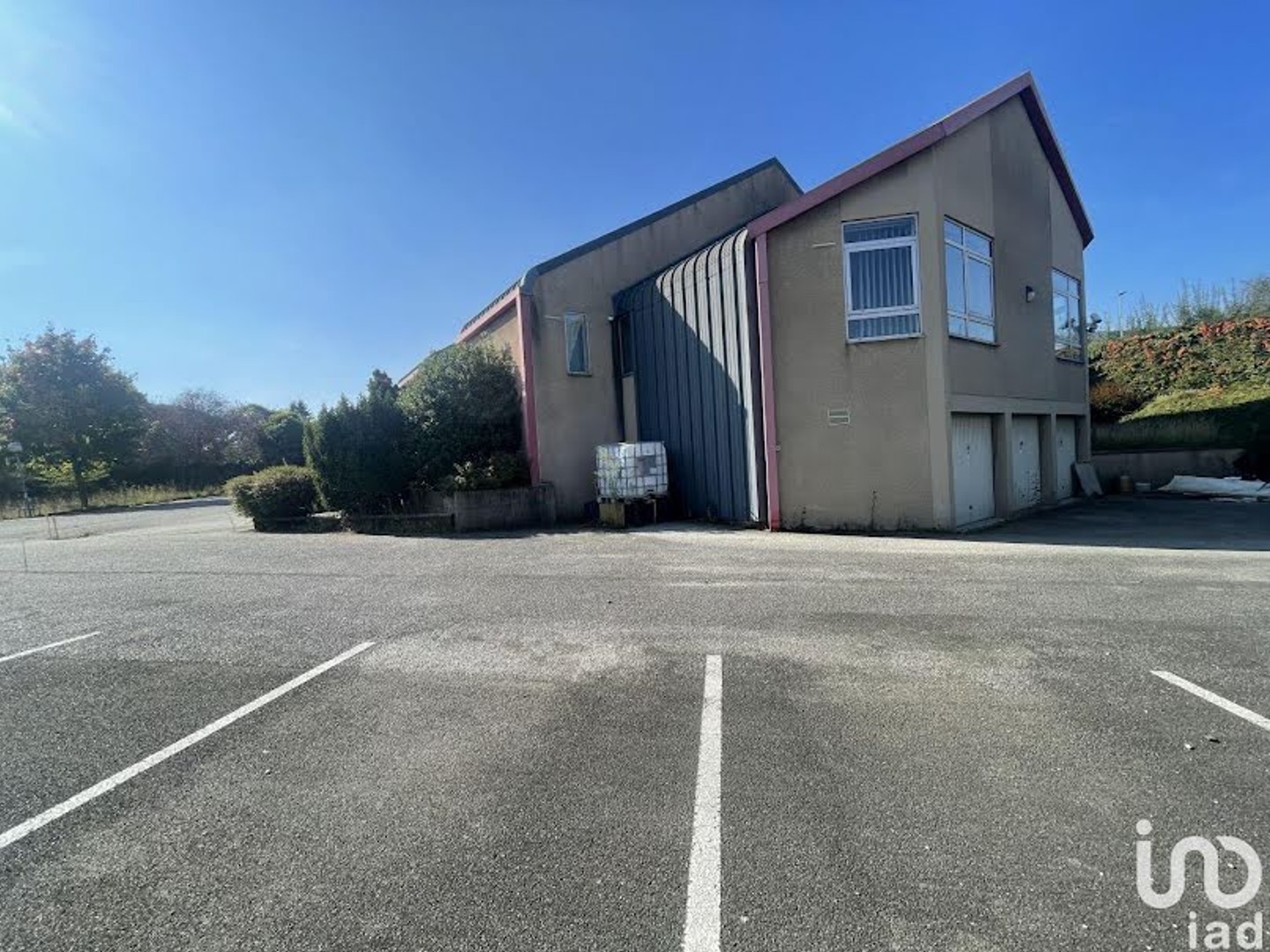 Bureaux 416 m²